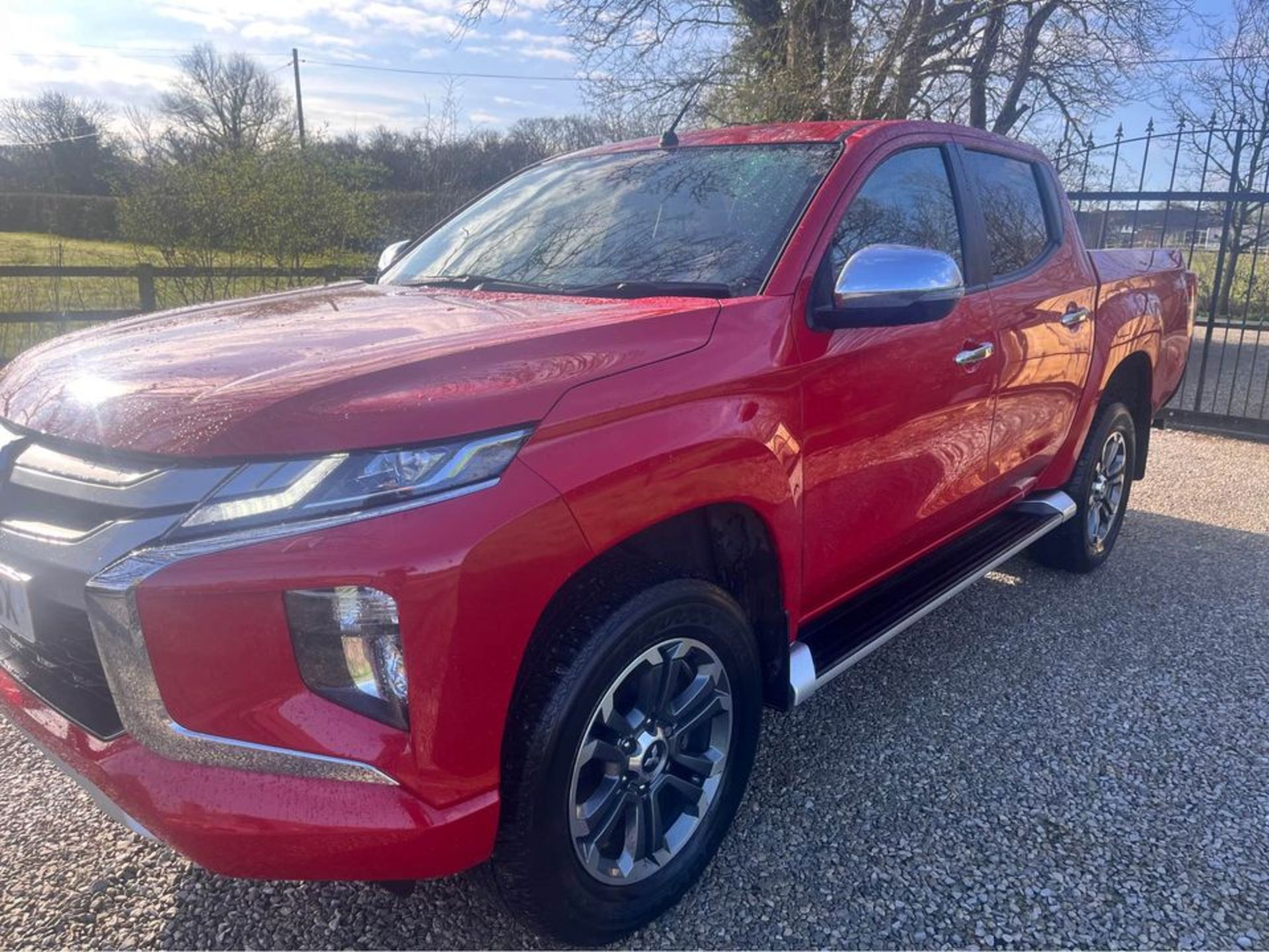 2021 MITSUBISHI - L200 Warrior only (35k miles) - Image 5 of 14