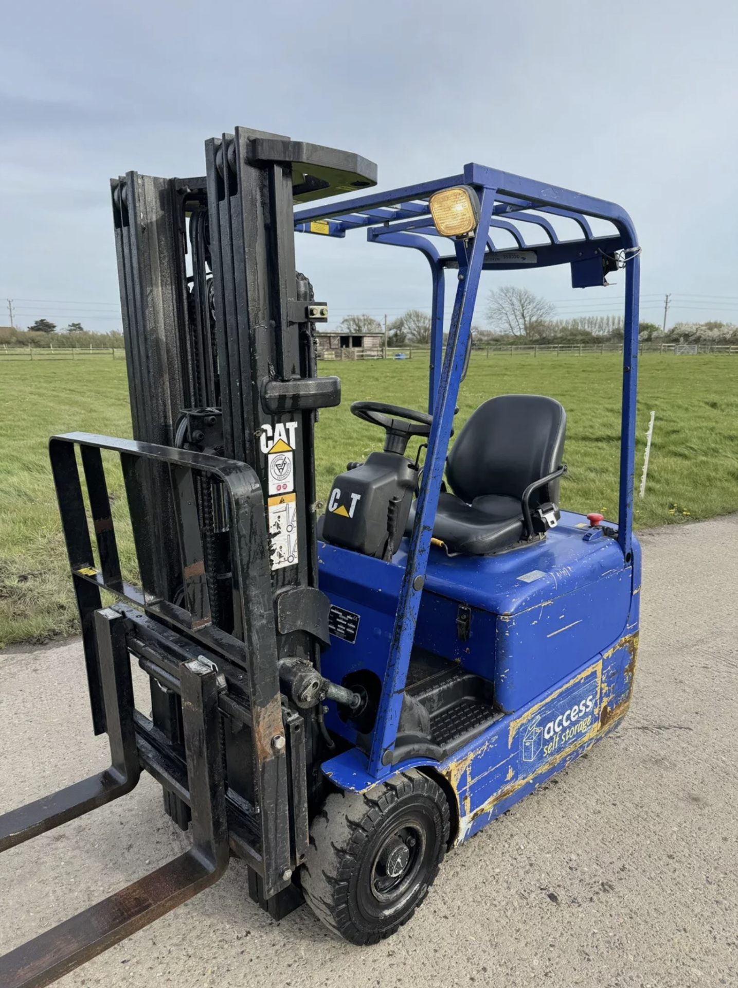 CATERPILLAR, 1.5 - Electric Forklift Truck (Container Spec)