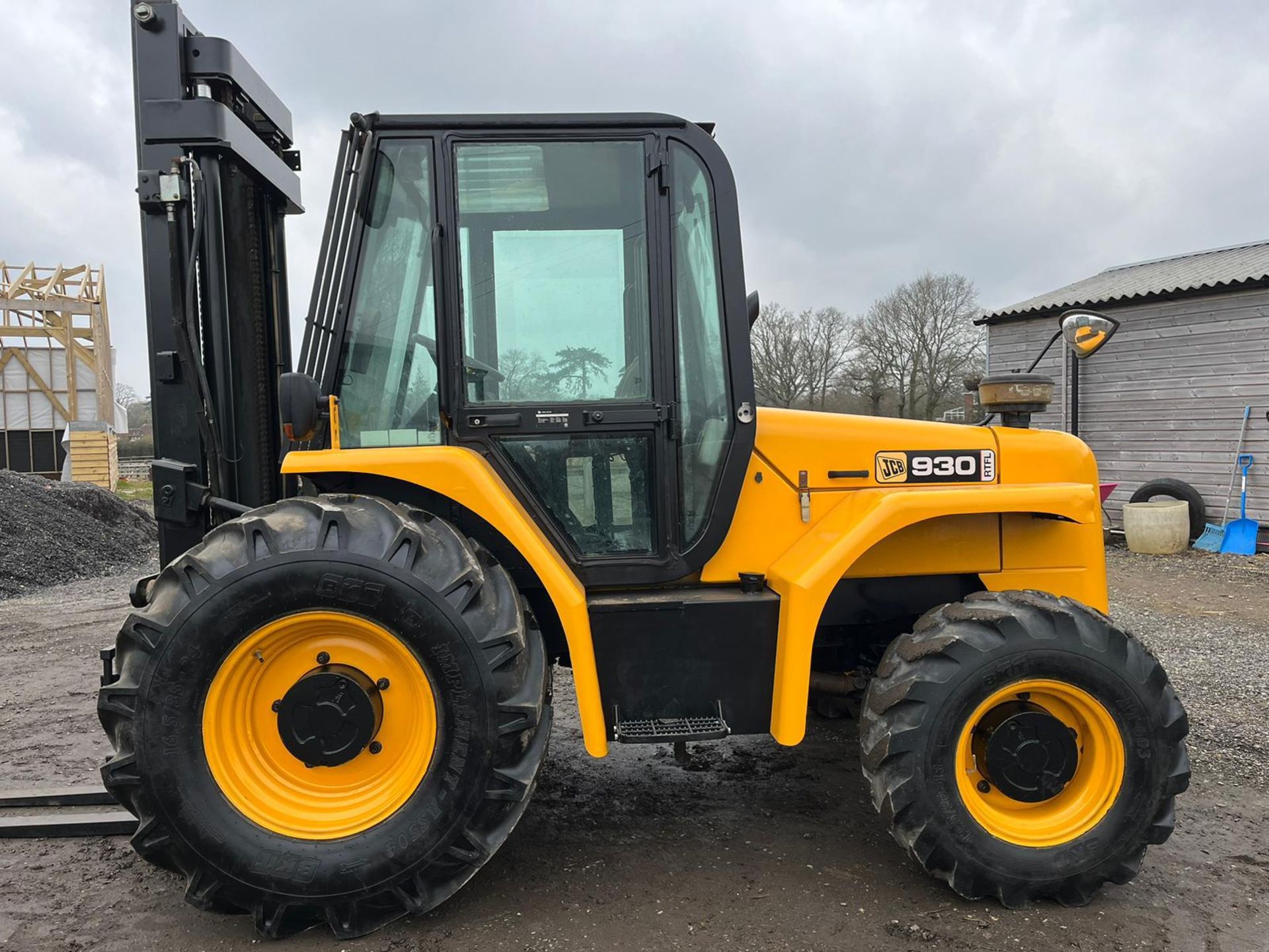 2010, JCB 930 - 4WD Rough Terrain Forklift. - Bild 2 aus 6