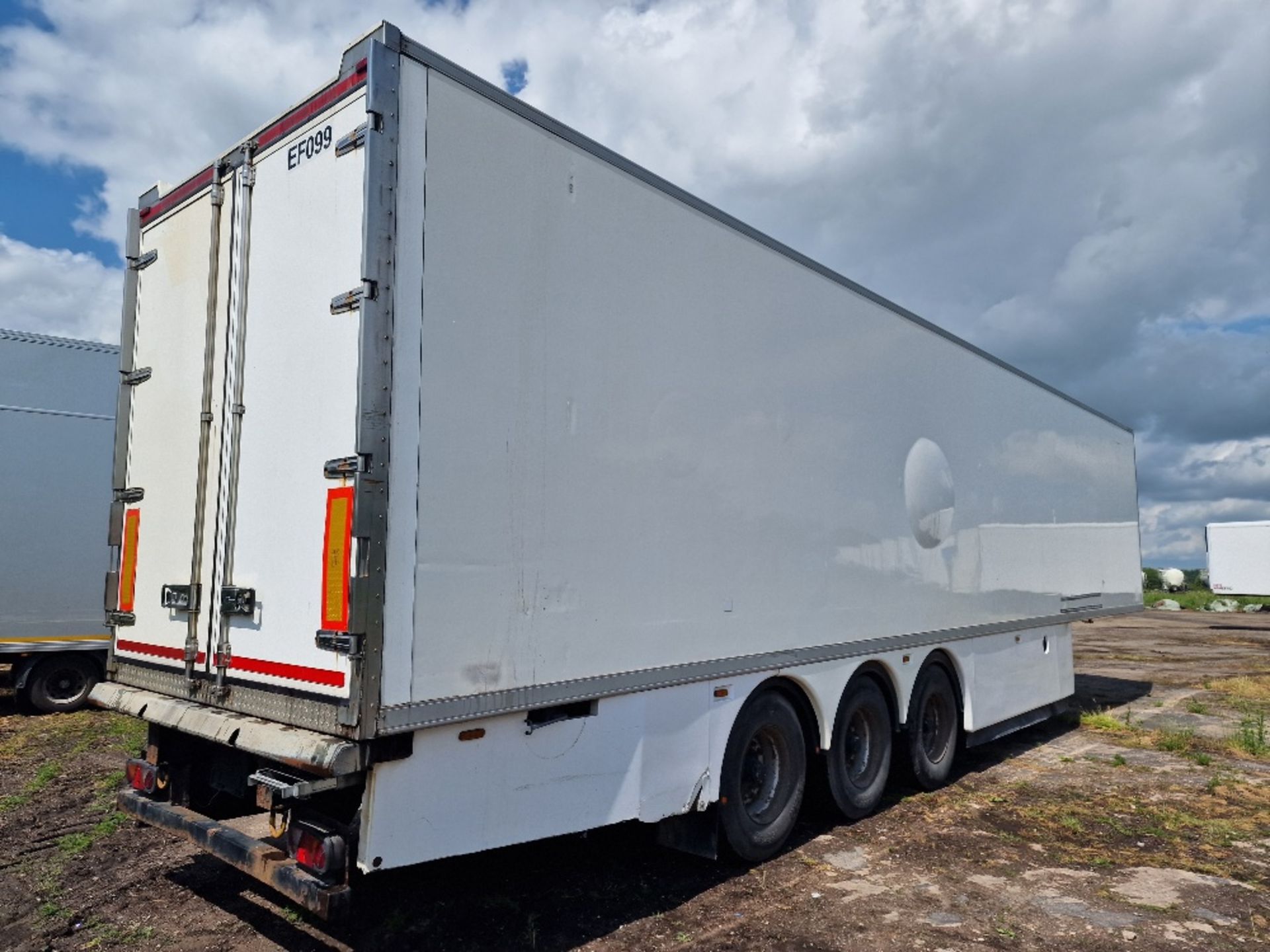 EF099 - 2009 Montracon 13.6m Tri-Axle Refrigerated Trailer - Image 12 of 21