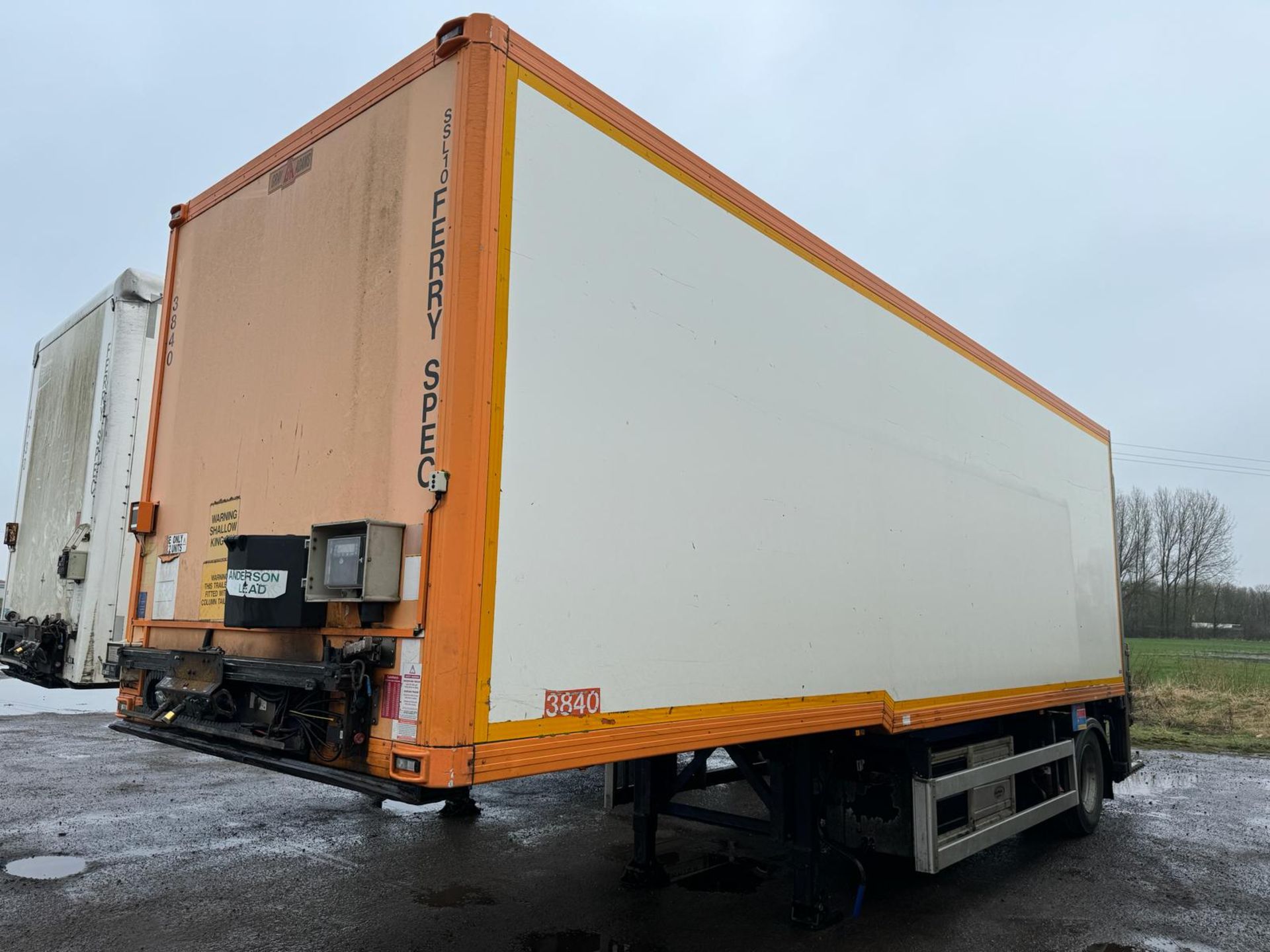 3840 – 2010 G&A 8m Refrigerated Single Axle Trailer