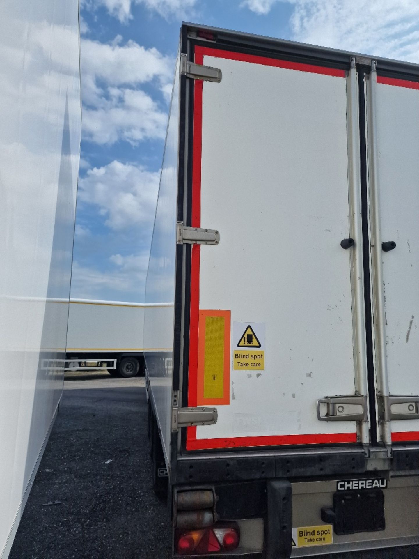 EF051 – 2015 Chereau 13.6m Refrigerated Trailer - Bild 5 aus 13