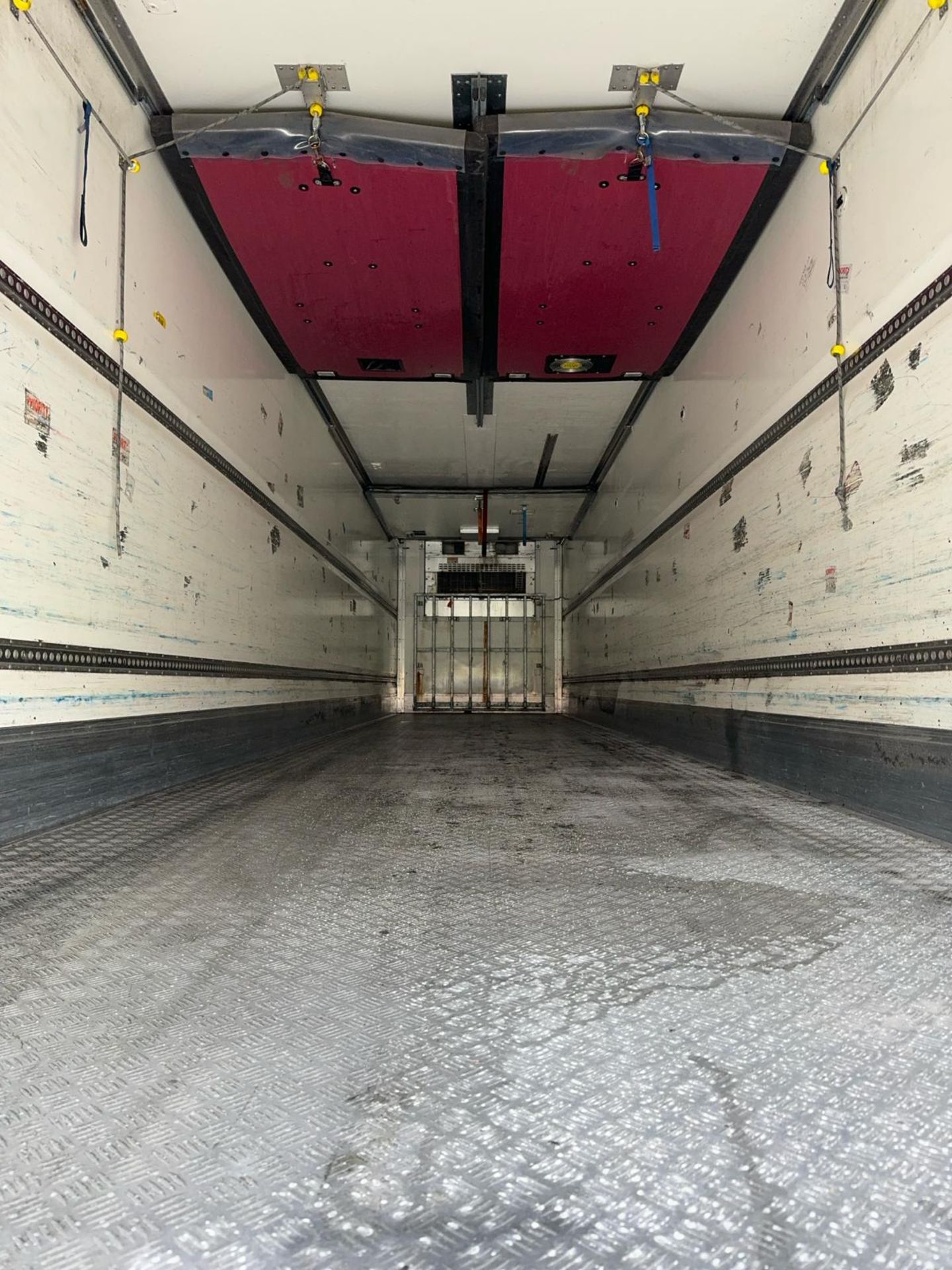 T42 – 2015 G&A 13.6m Refrigerated Trailer - Image 6 of 13