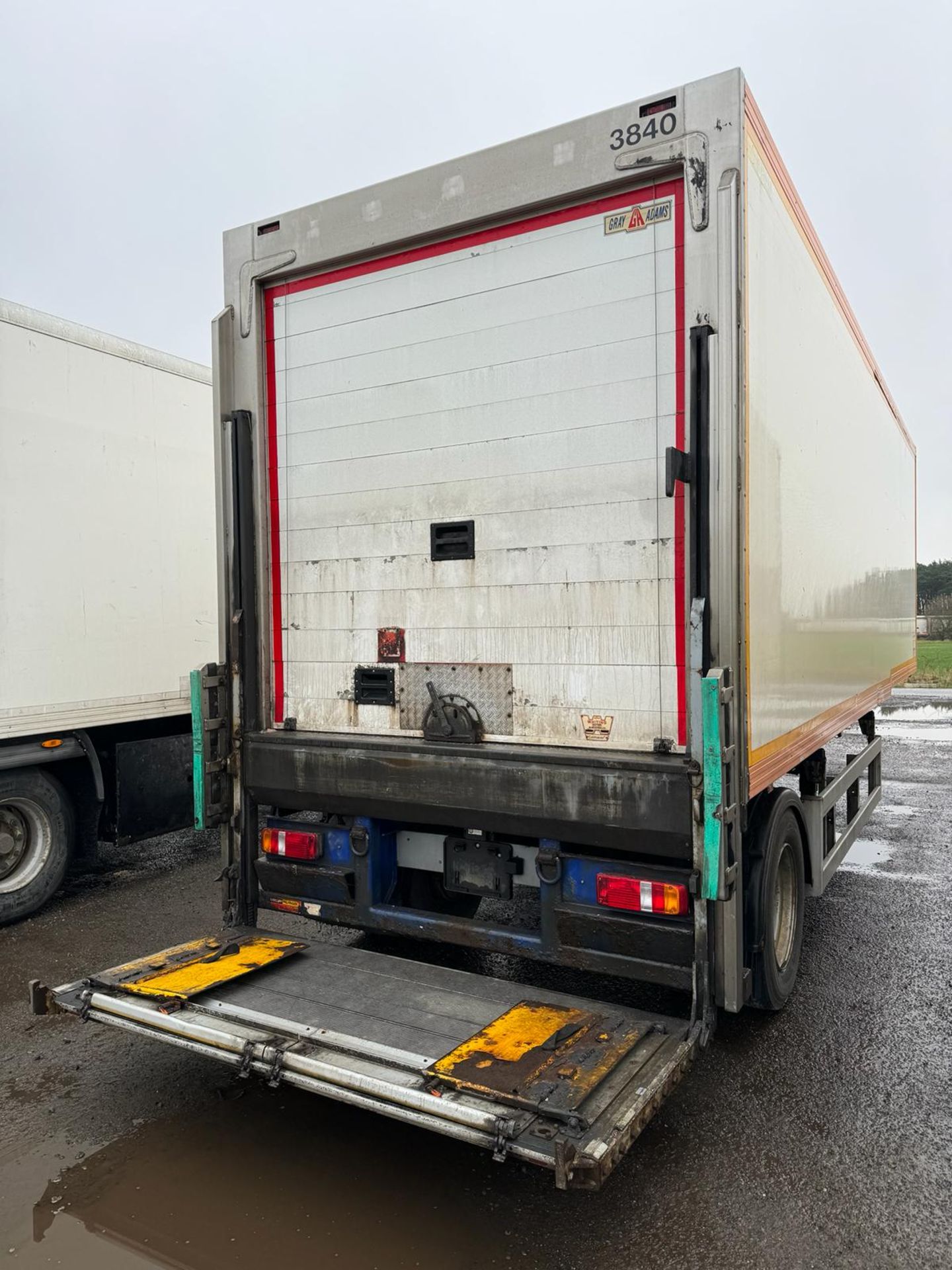 3840 – 2010 G&A 8m Refrigerated Single Axle Trailer - Image 6 of 11