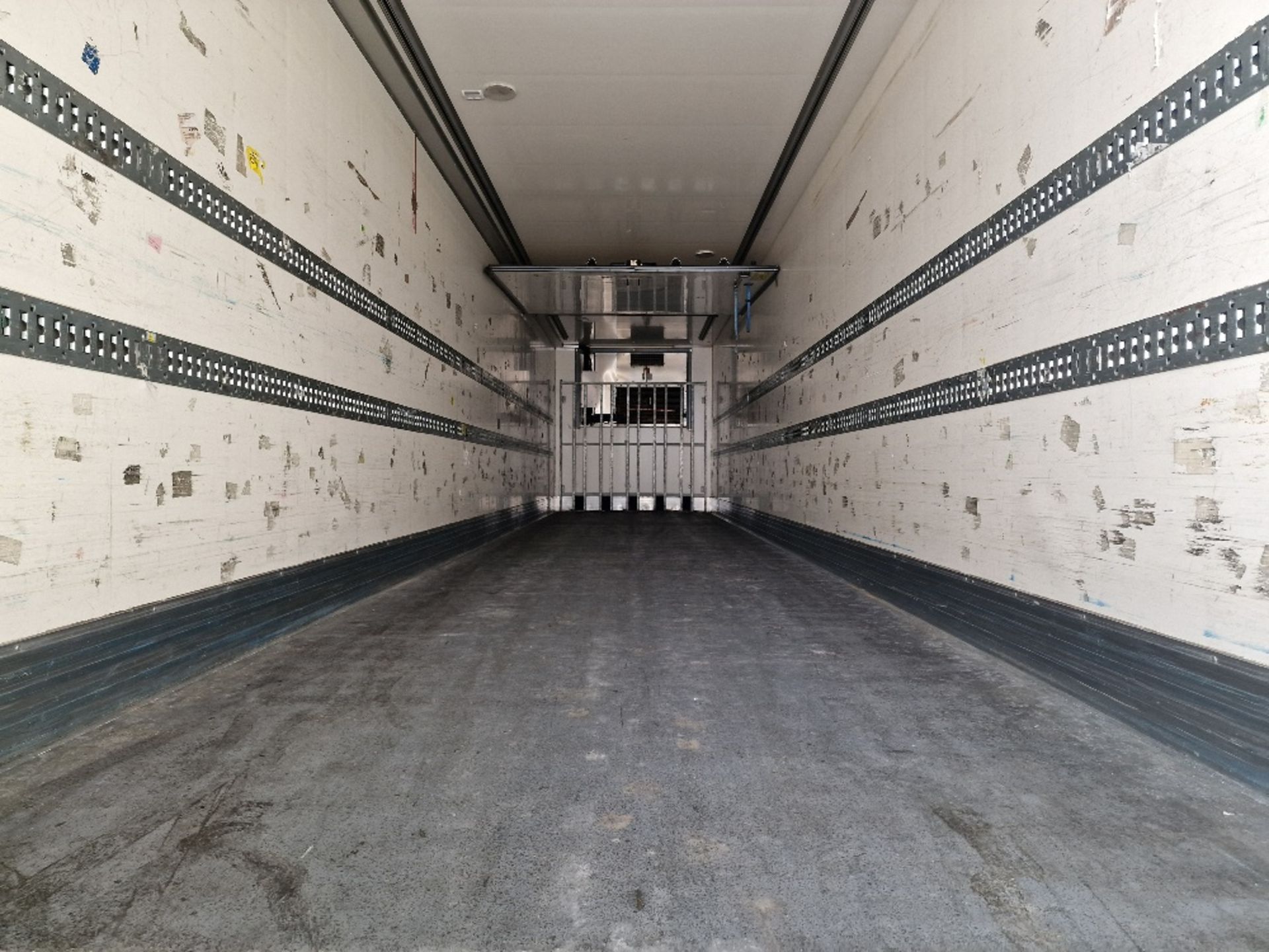 EF051 – 2015 Chereau 13.6m Refrigerated Trailer - Image 6 of 13