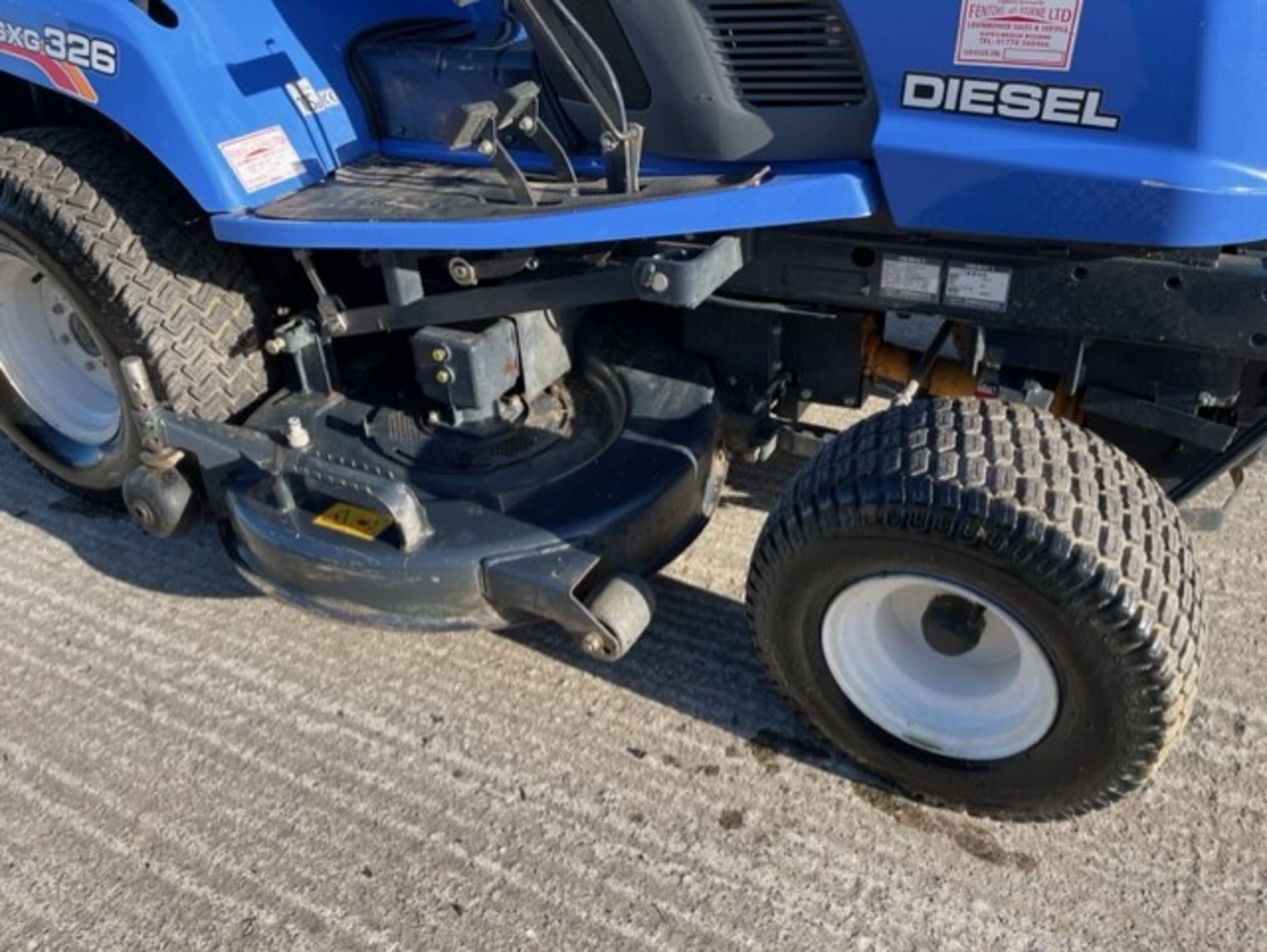 2016, ISEKI SXG326 COLLECTOR MOWER - Image 5 of 15