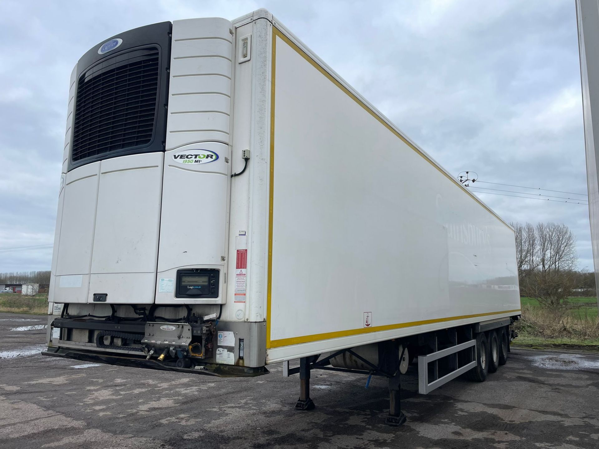 65758XCT – 2015 Montracon 13.6m Refrigerated Trailer (MOT 31/3/25)