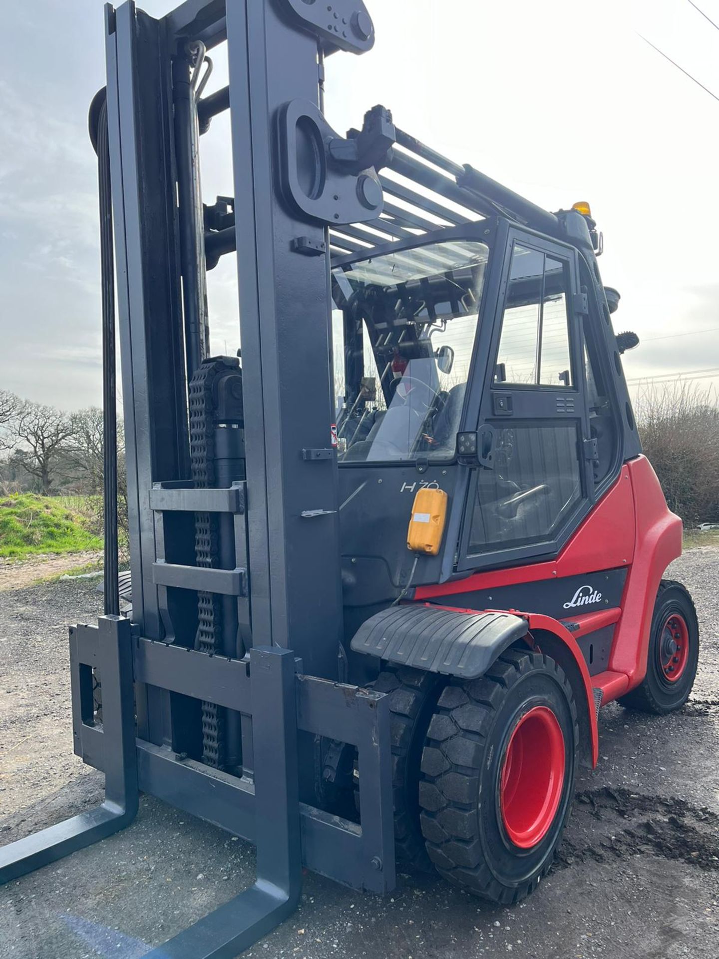 2015, LINDE H70T, 7 Tonne Gas Forklift - Image 4 of 8