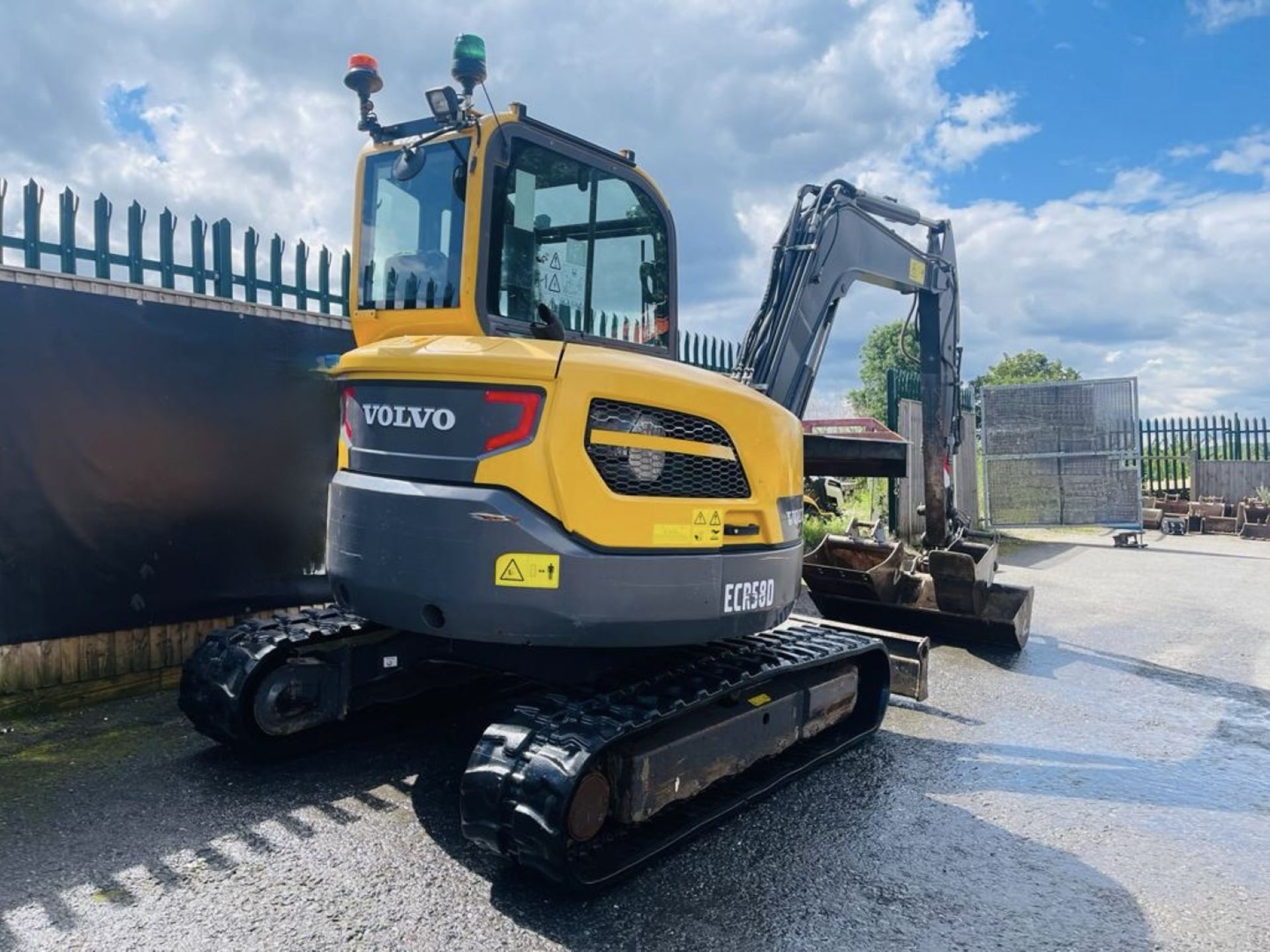 2019, VOLVO ECR58D EXCAVATOR - Image 3 of 18