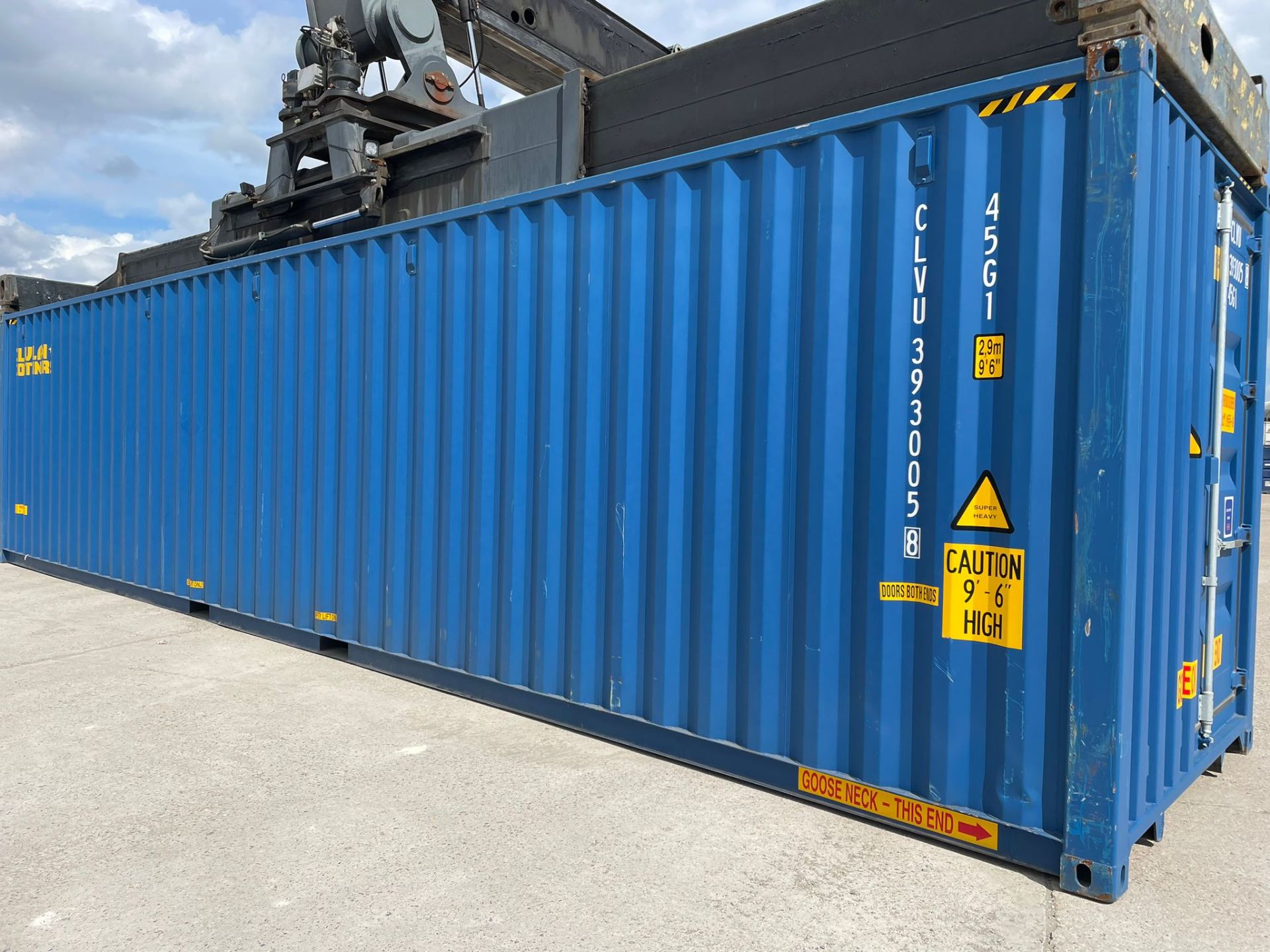 40ft HC Shipping Container - ref CLVU3930058 - NO RESERVE