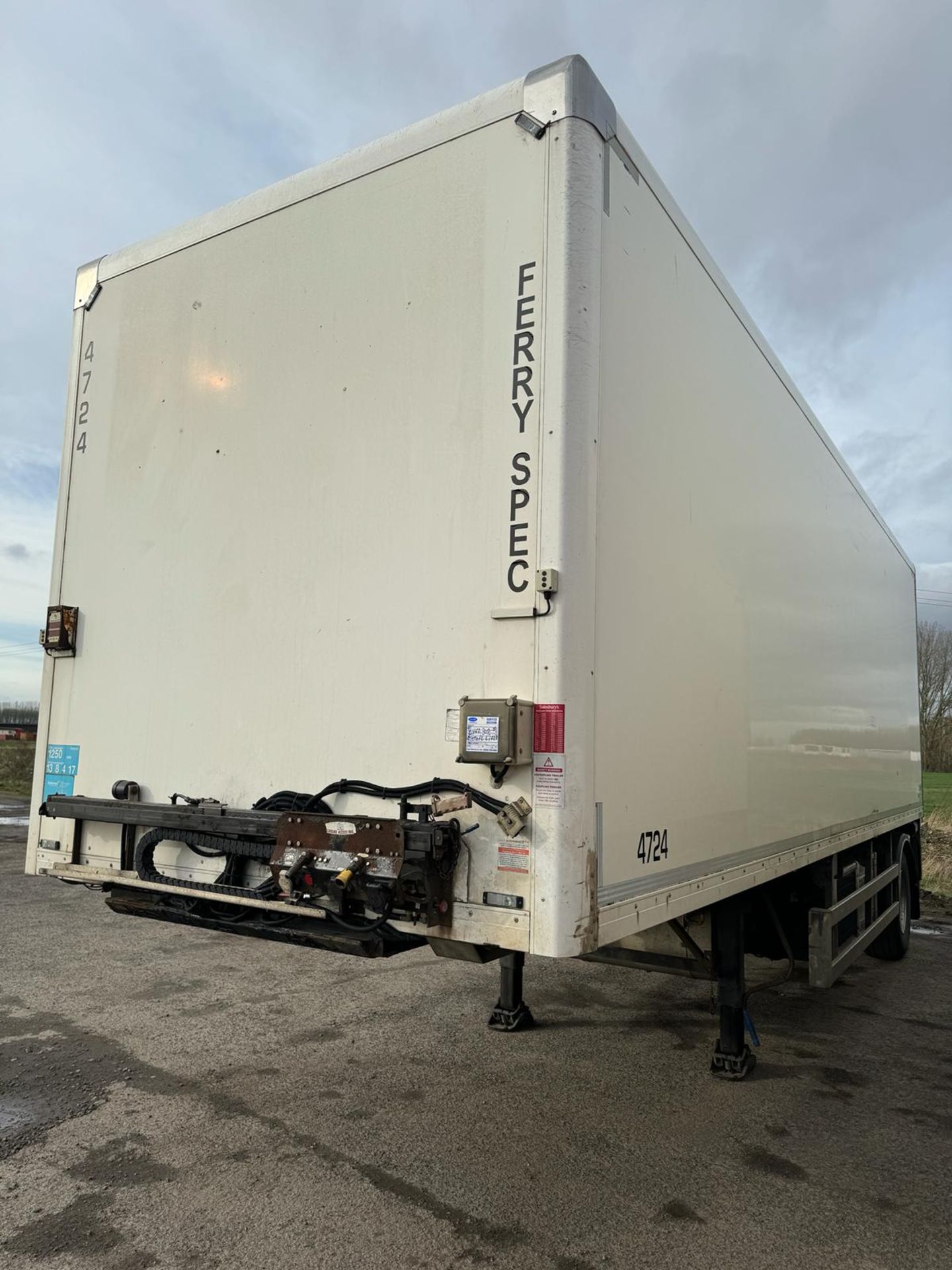 4724 – 2012 Solomon 8m Refrigerated Single Axle Trailer