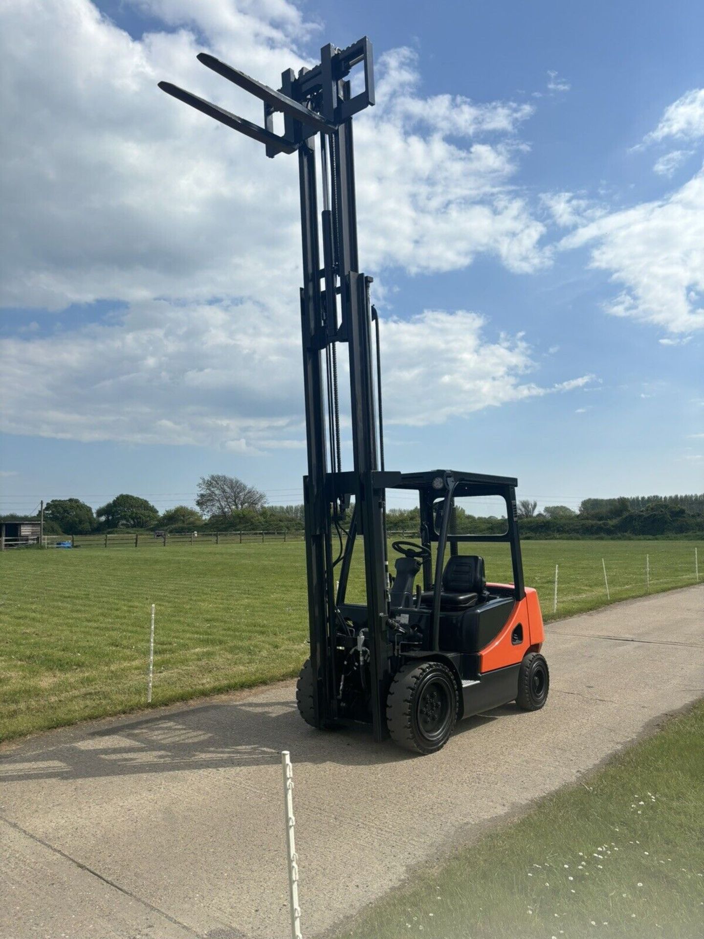 2014, DOOSAN - 3 Tonne Diesel Forklift (Container Spec / Triple Mast) - Image 6 of 6