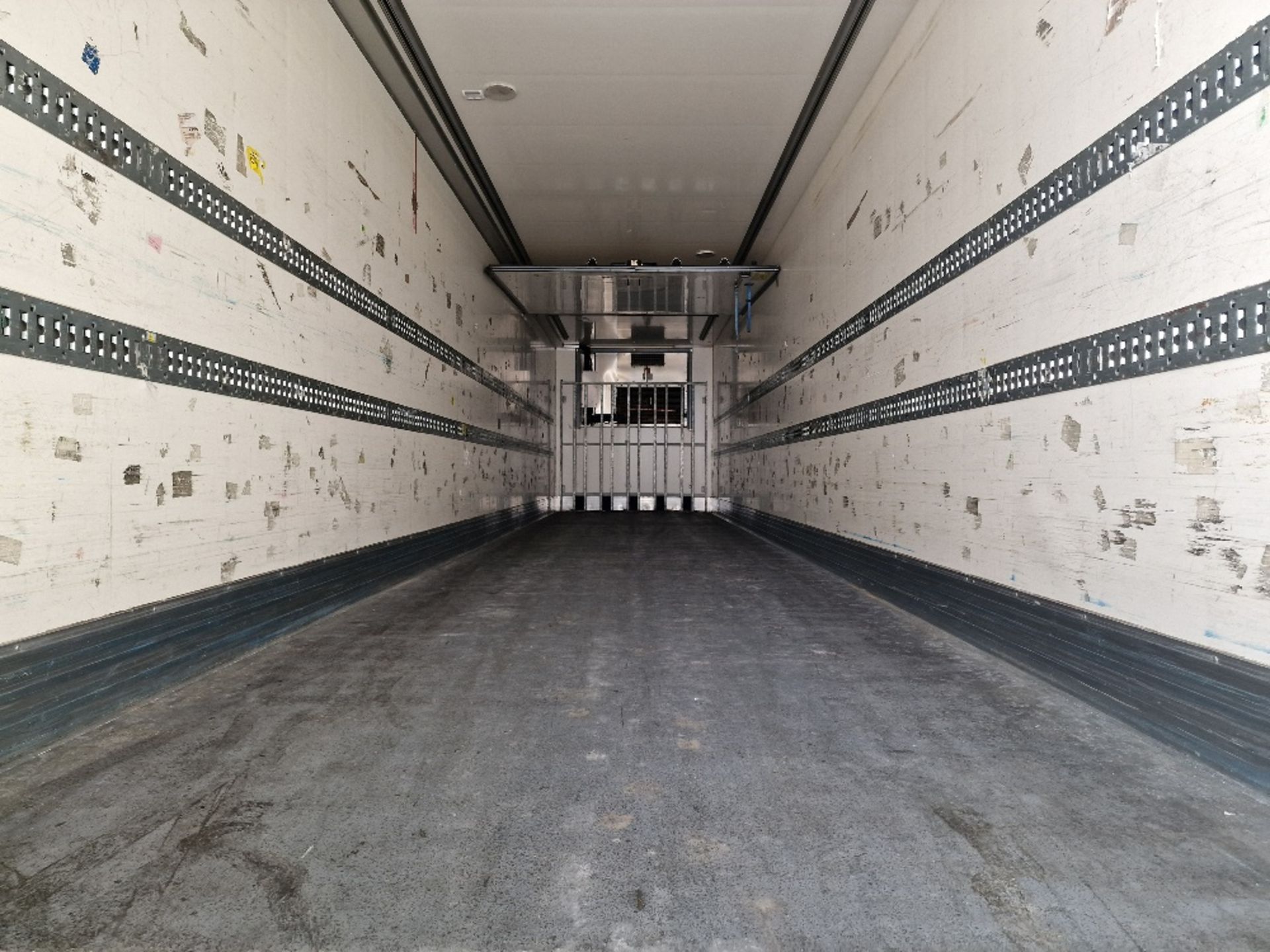 EF051 – 2015 Chereau 13.6m Refrigerated Trailer - Image 7 of 13