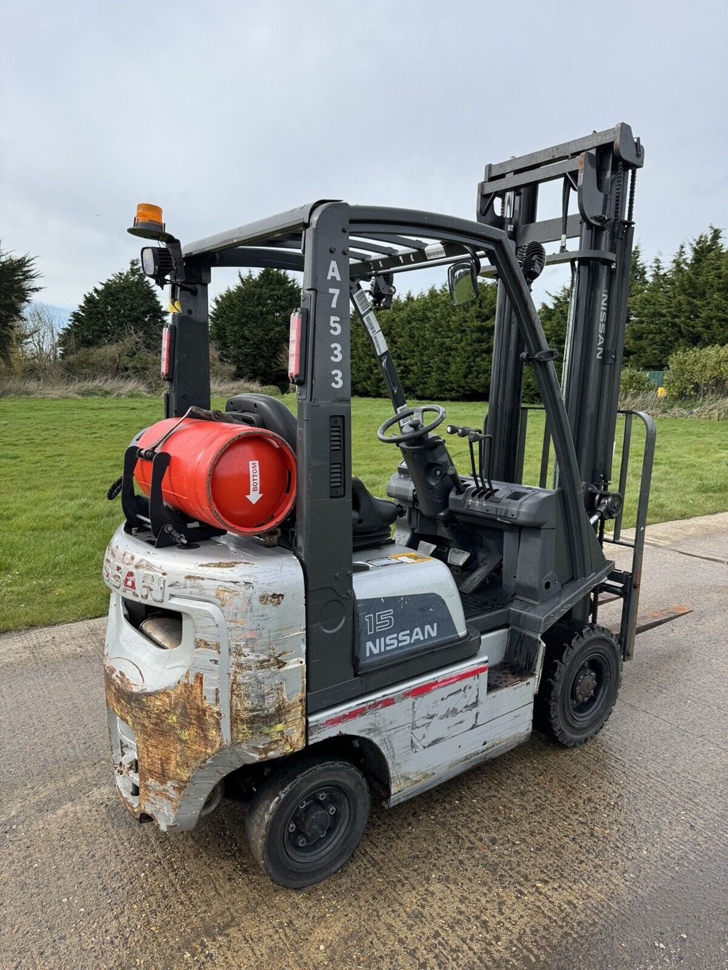 NISSAN, 1.5 Gas Forklift - Image 2 of 3