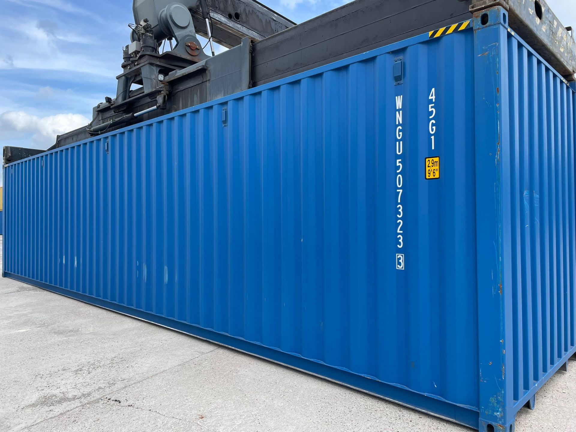 40ft HC Shipping Container - ref WNGU5073233 - NO RESERVE