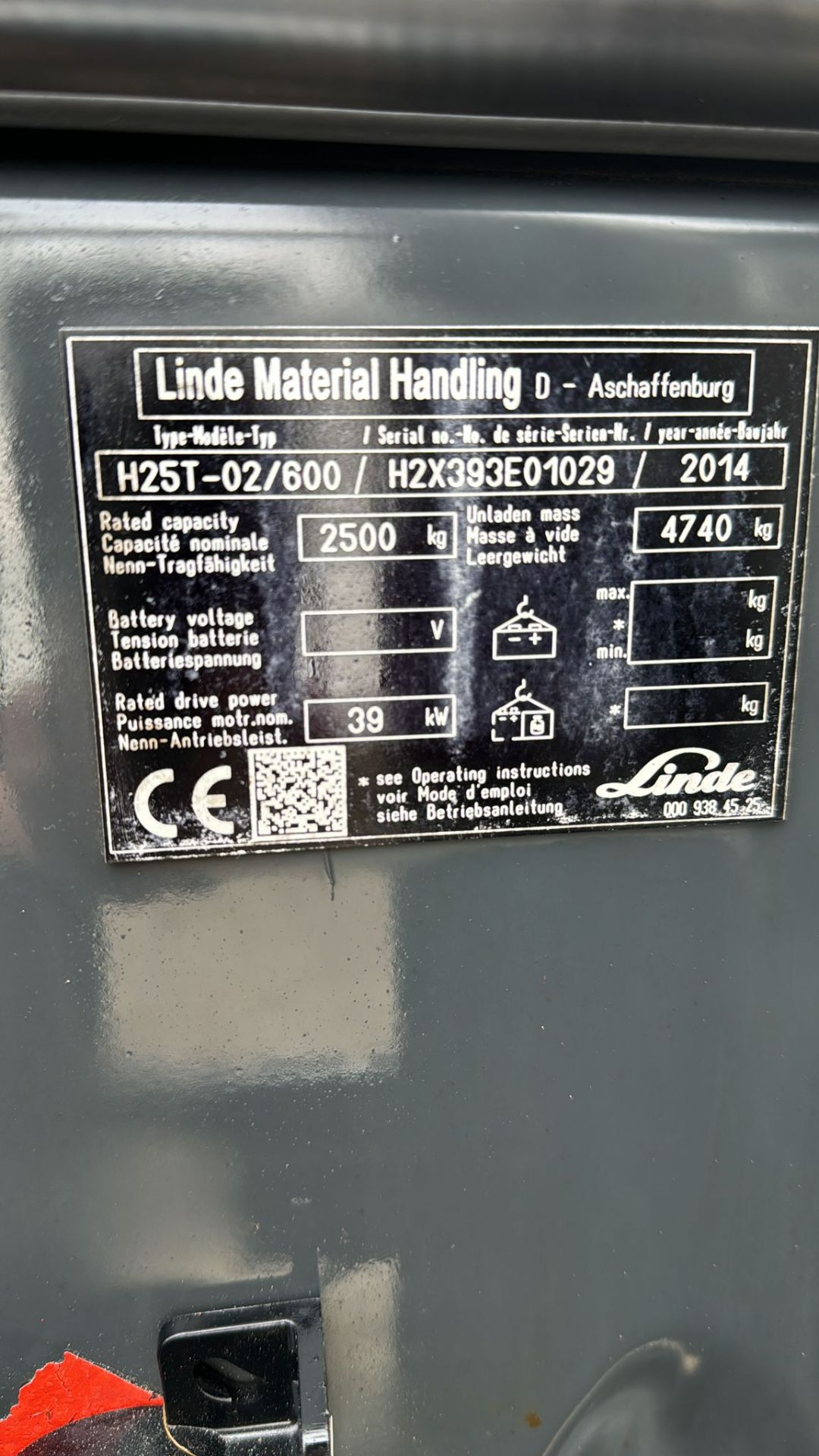 LINDE, H25 Gas Forklift (container spec - 2.5 at 600 load center) - Image 6 of 7