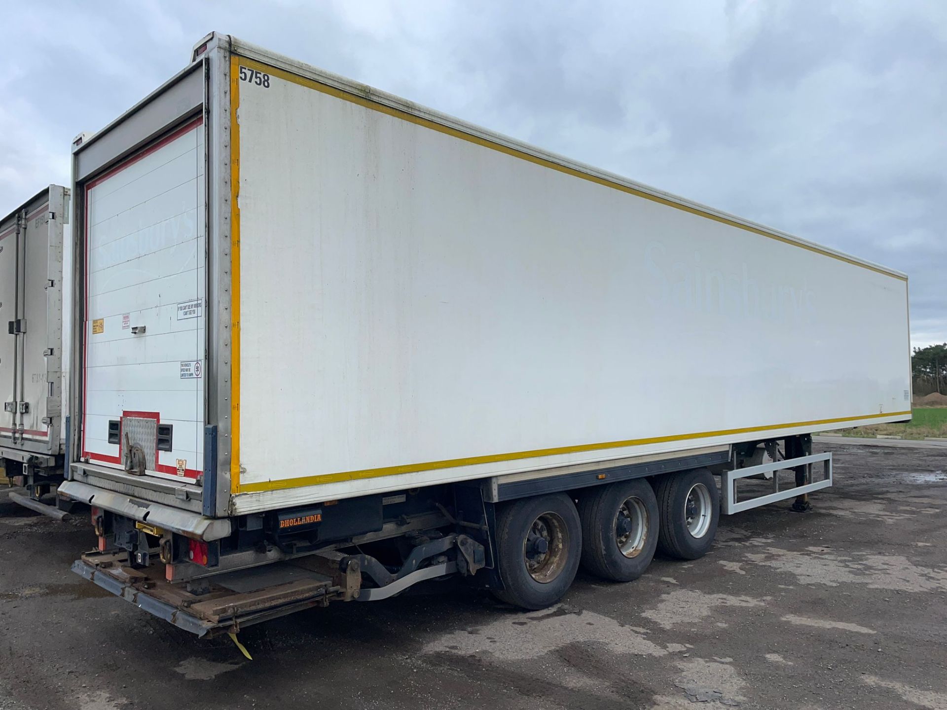 65758XCT – 2015 Montracon 13.6m Refrigerated Trailer (MOT 31/3/25) - Image 5 of 12