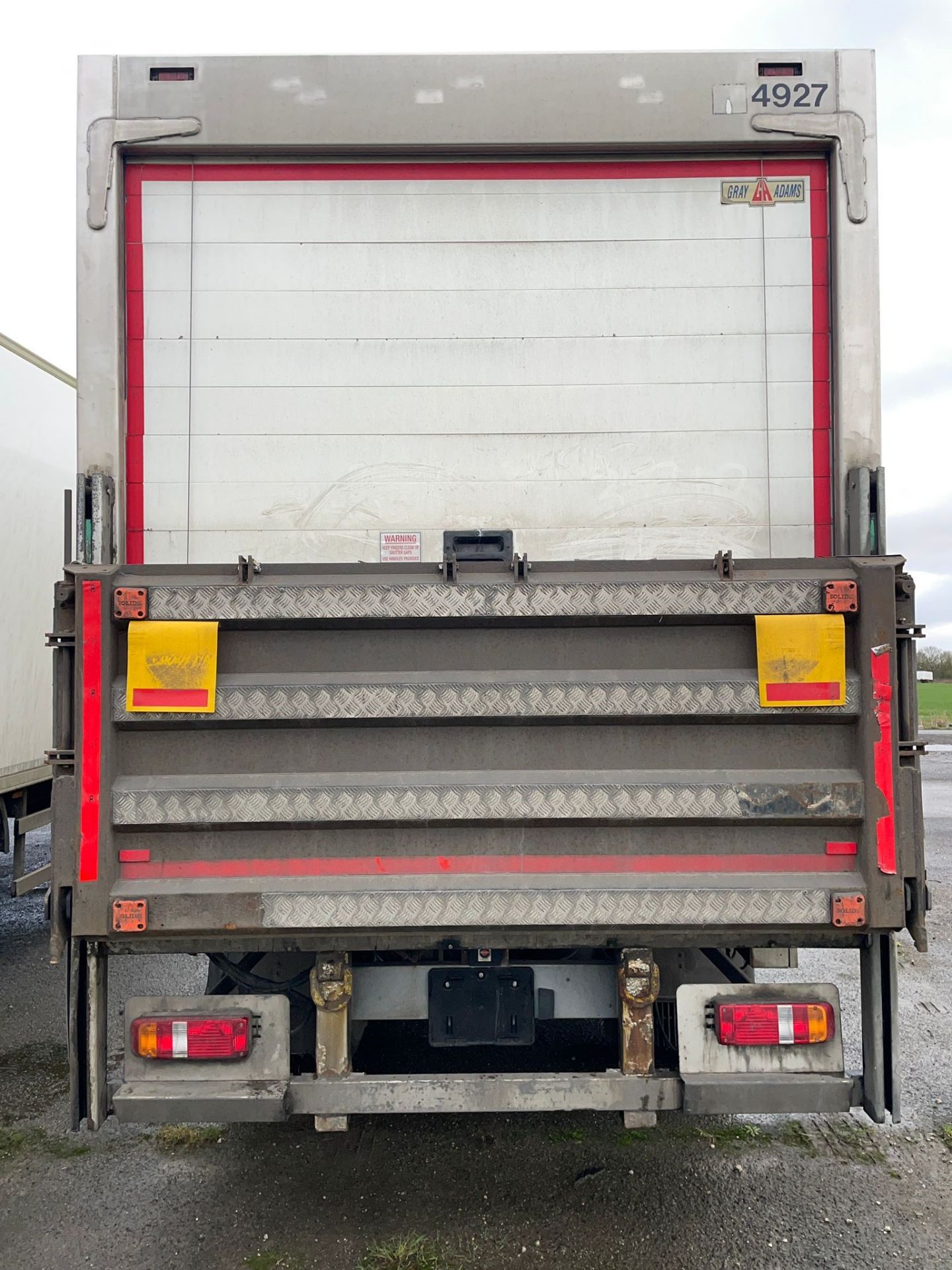 Trailer 4927 - 2013 G&A 10.4m Tandem Refrigerated Multi-Temp Trailer - Image 10 of 14