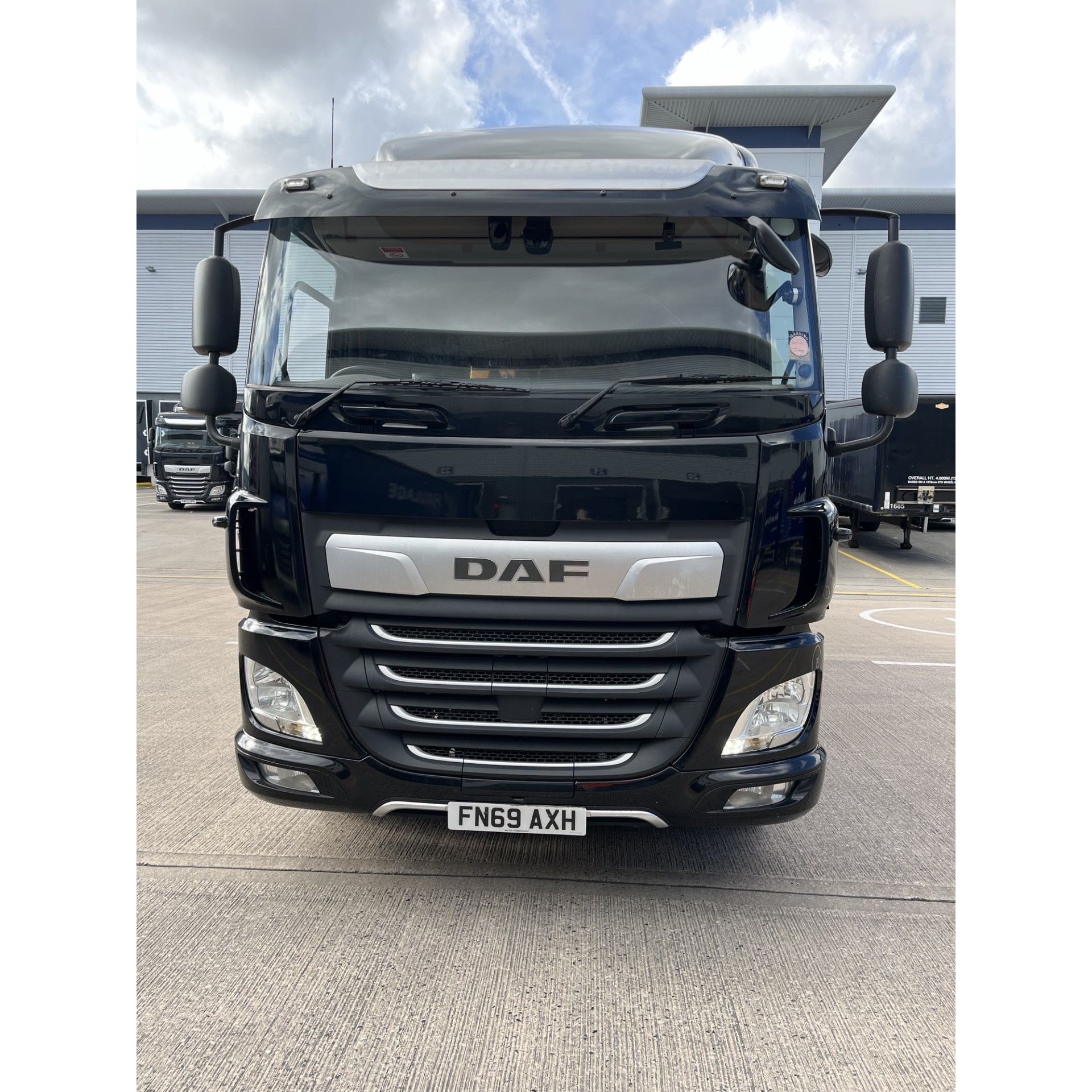 RESERVE MET 2019 DAF CF 260 FA FN69 AXH 18 Ton Rigid Truck RESERVE MET 2019 DAF CF 260 FA FN69 AXH 18 Ton Rigid Truck