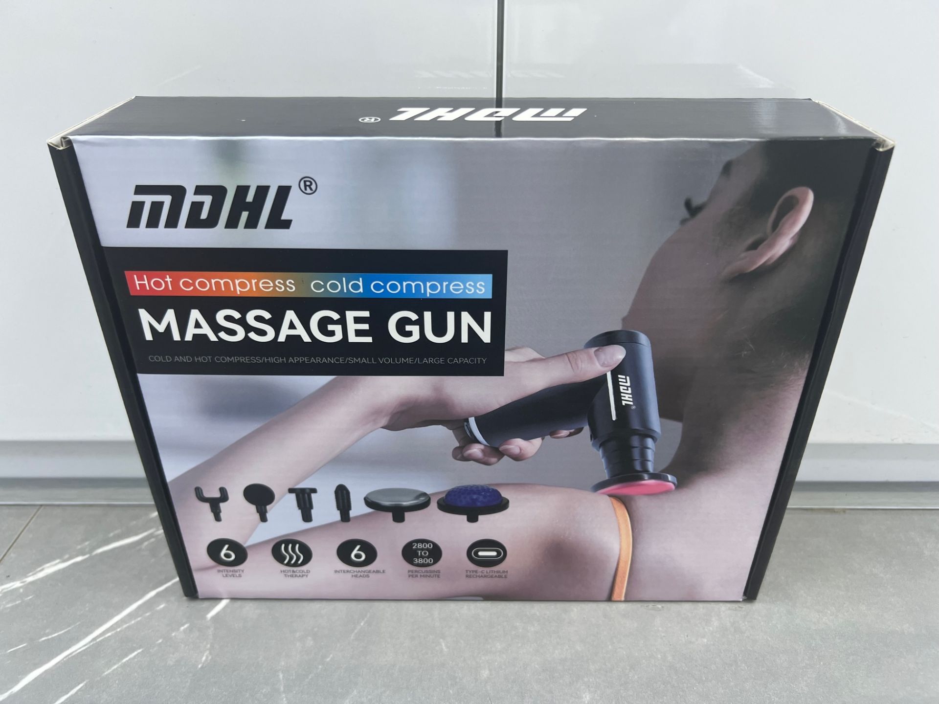 1 X Boxed New 6Gear Hot/Cold Therapy Massage Gun
