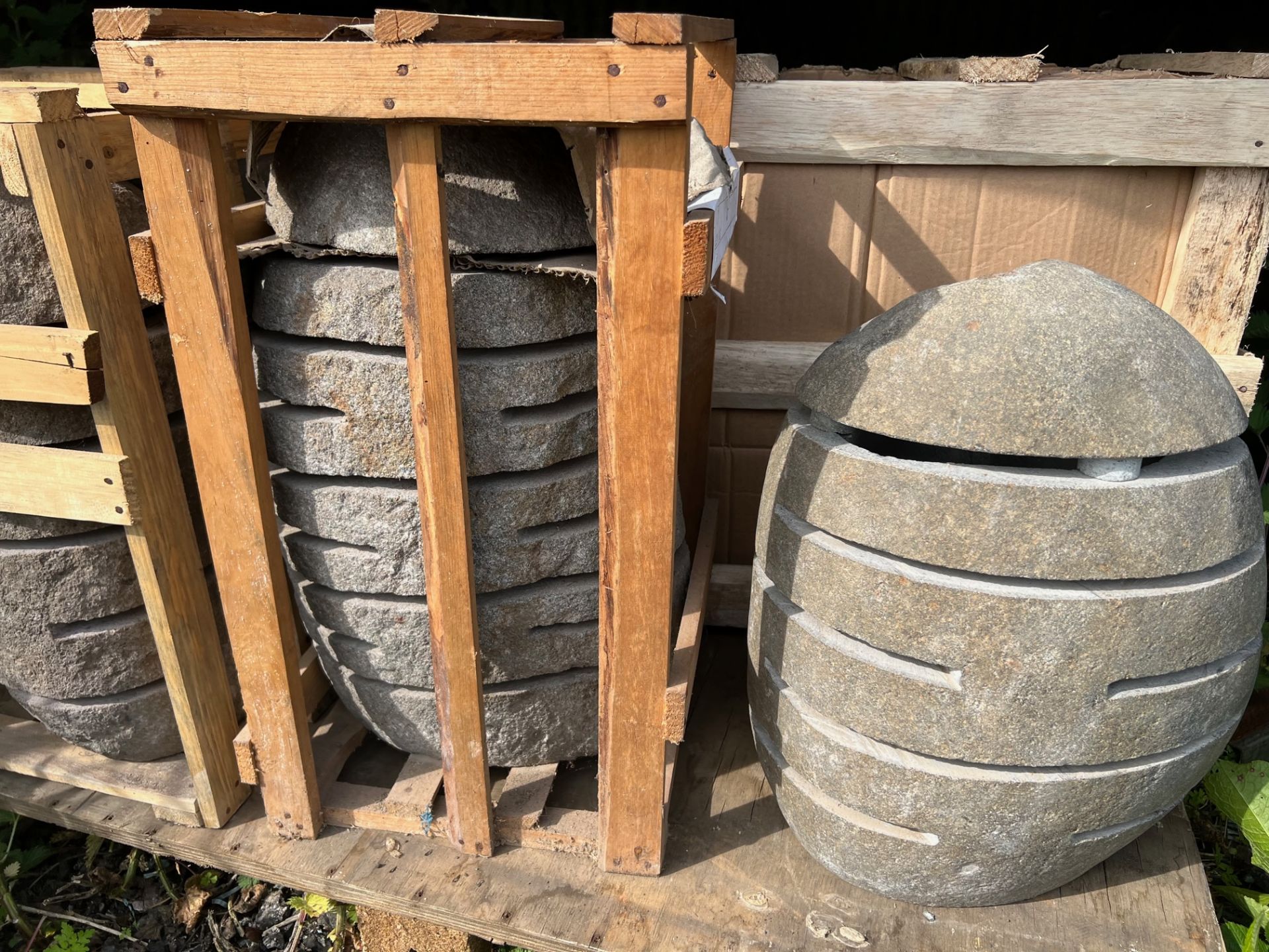 Crated Heavy Stone Outdoor Lantern (Please Note Each Is Individually Made Therefore Every One Is Dif - Image 4 of 4