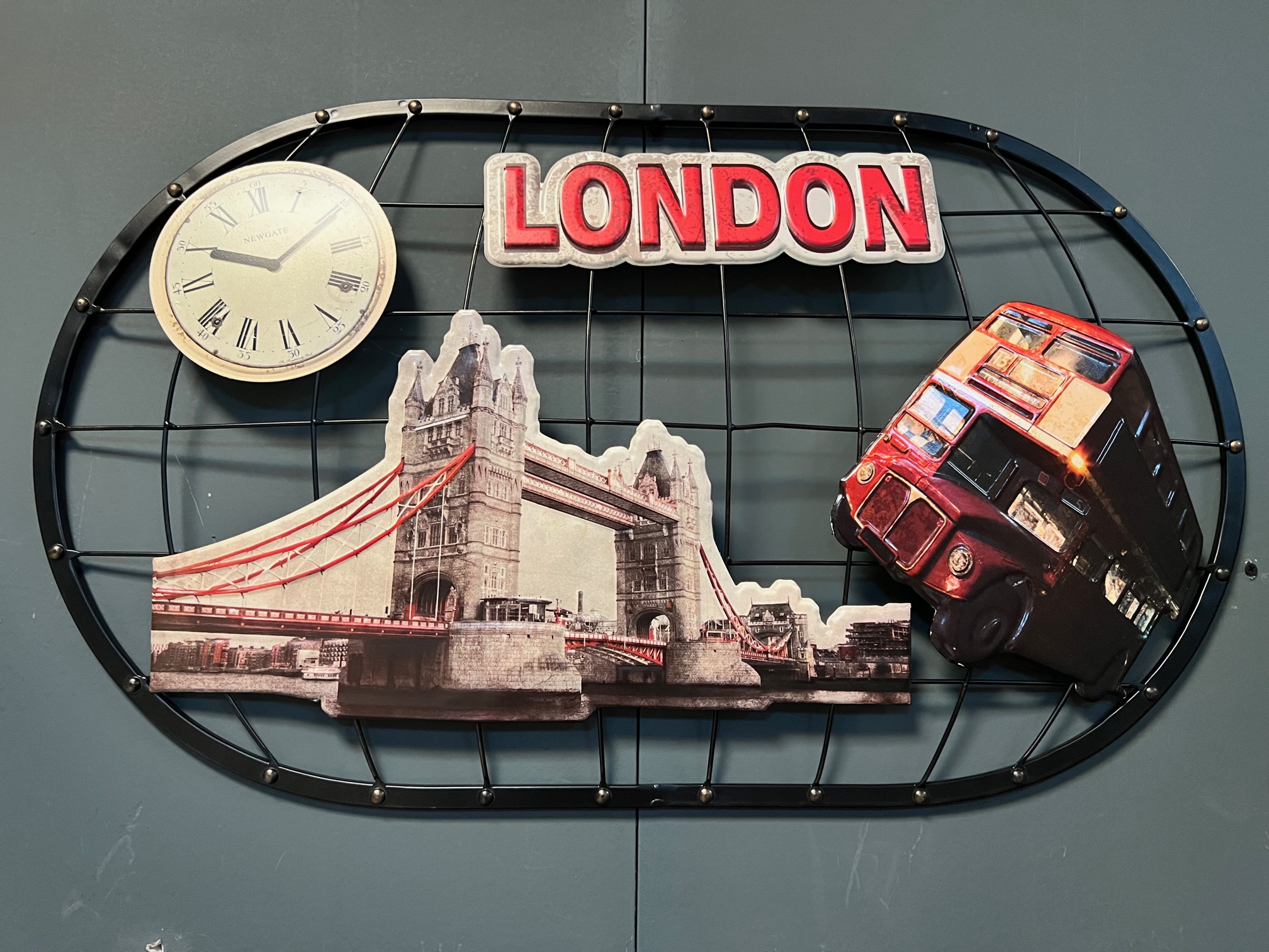 Large Metal London Wall Art Decoration (Approx 75cm X 45cm)