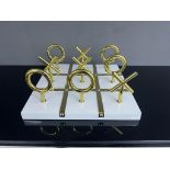 New Boxed Quality White And Gold Standing Noughts And Crosses Game Set
