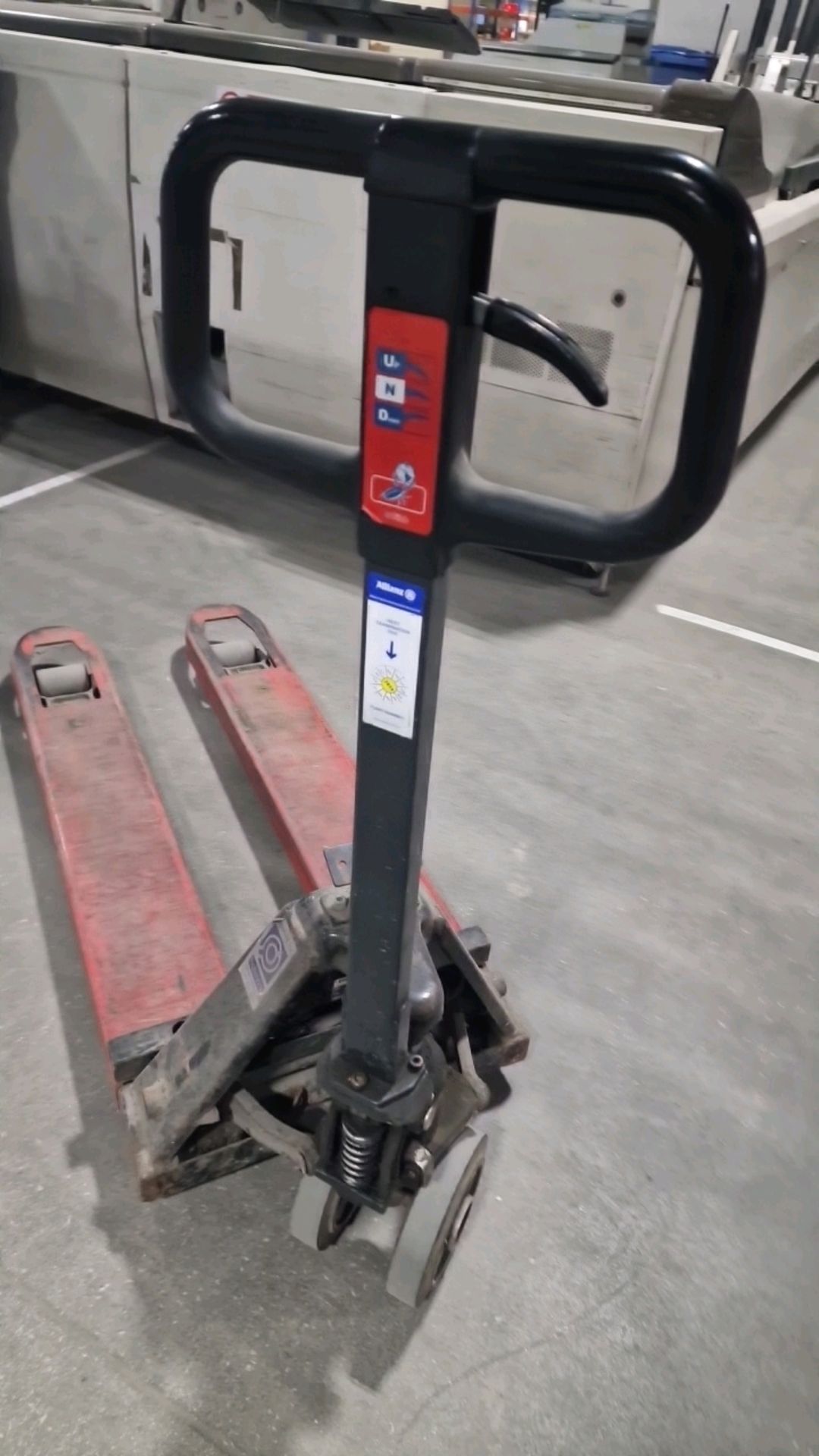 Lift Mate Hand Pallet Truck - Image 5 of 5