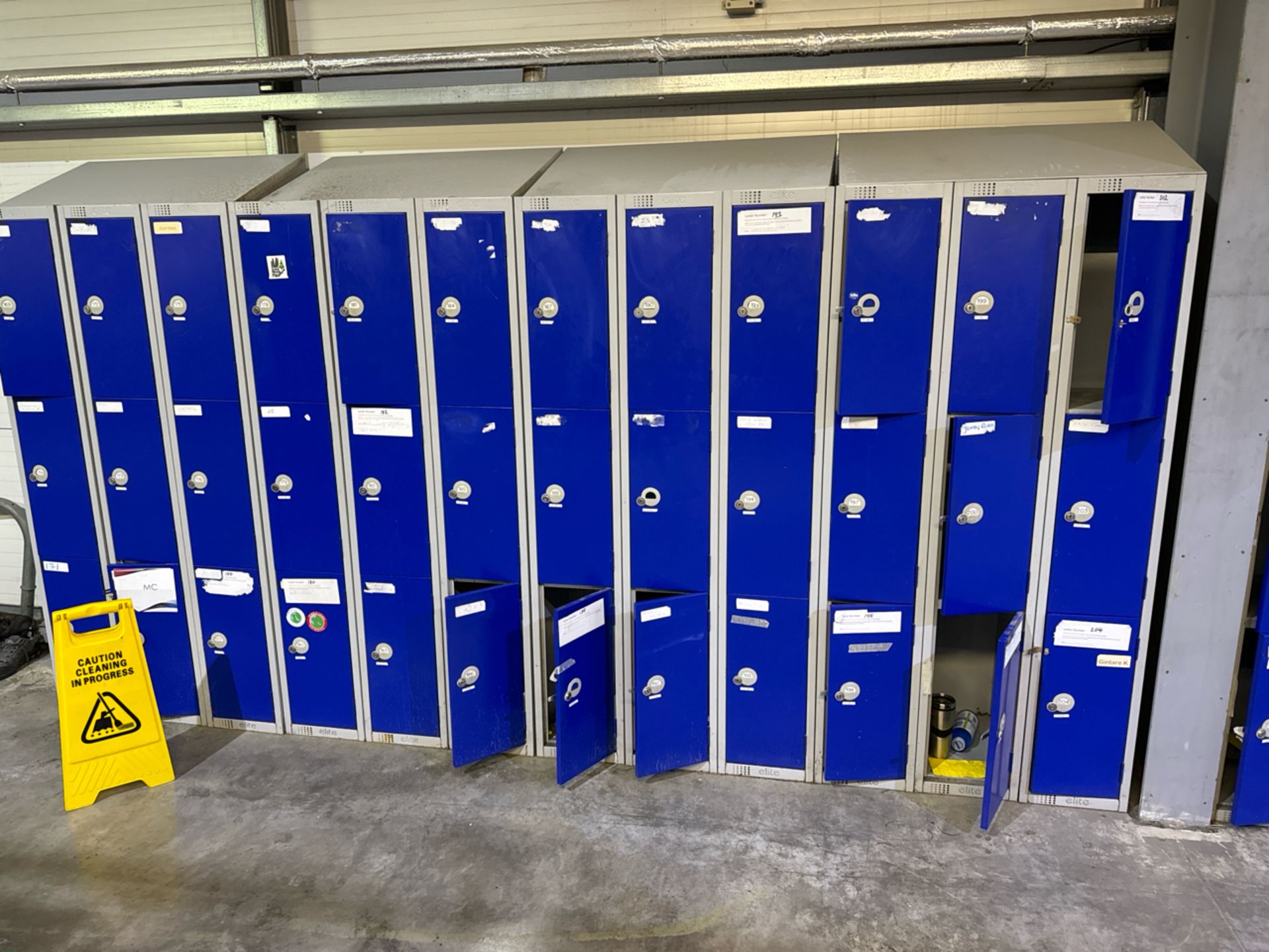 A Run Of 15 Sets Of Blue Lockers - Image 2 of 5