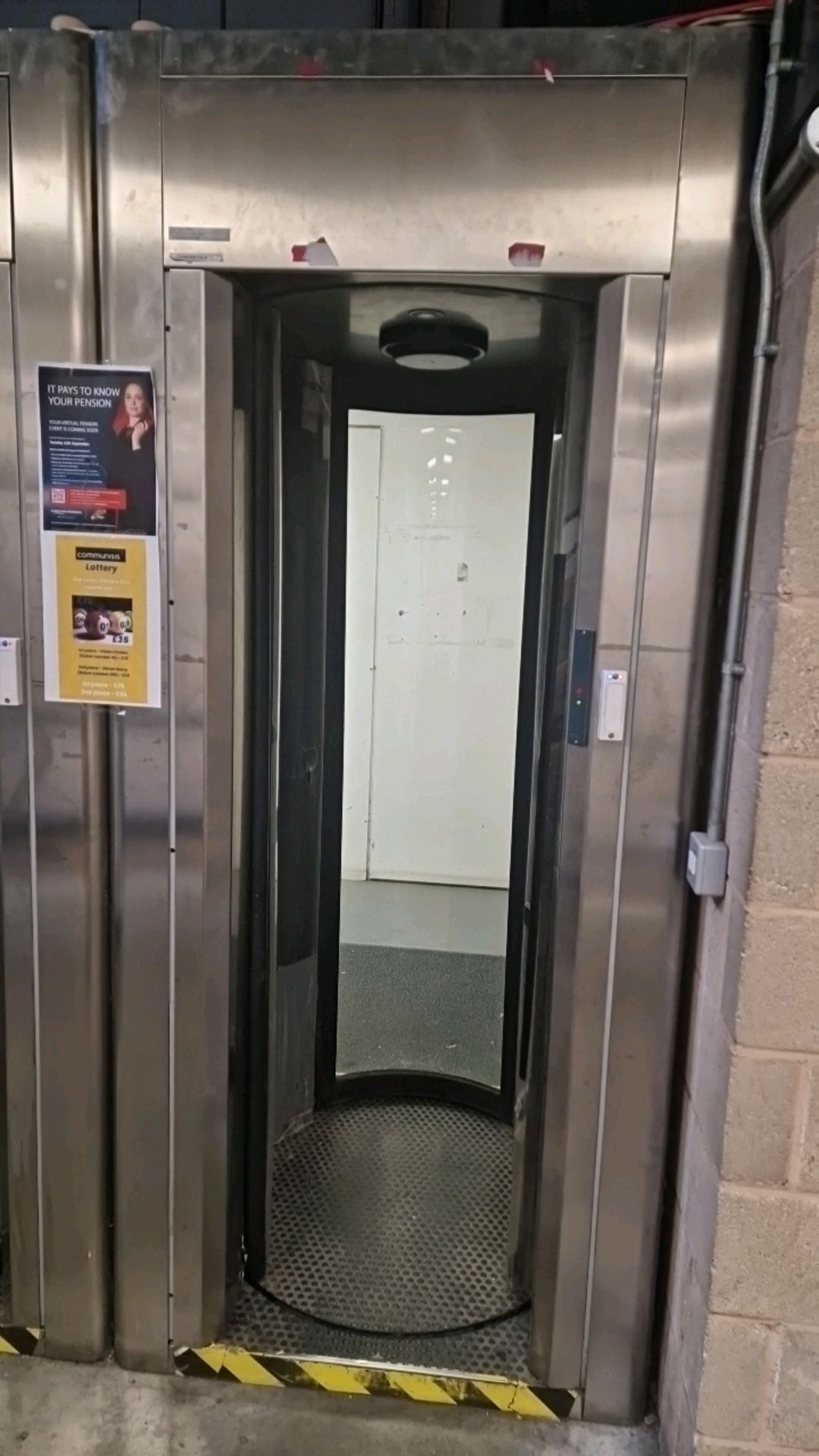 Pair Of Revolving Security Doors - Image 2 of 7