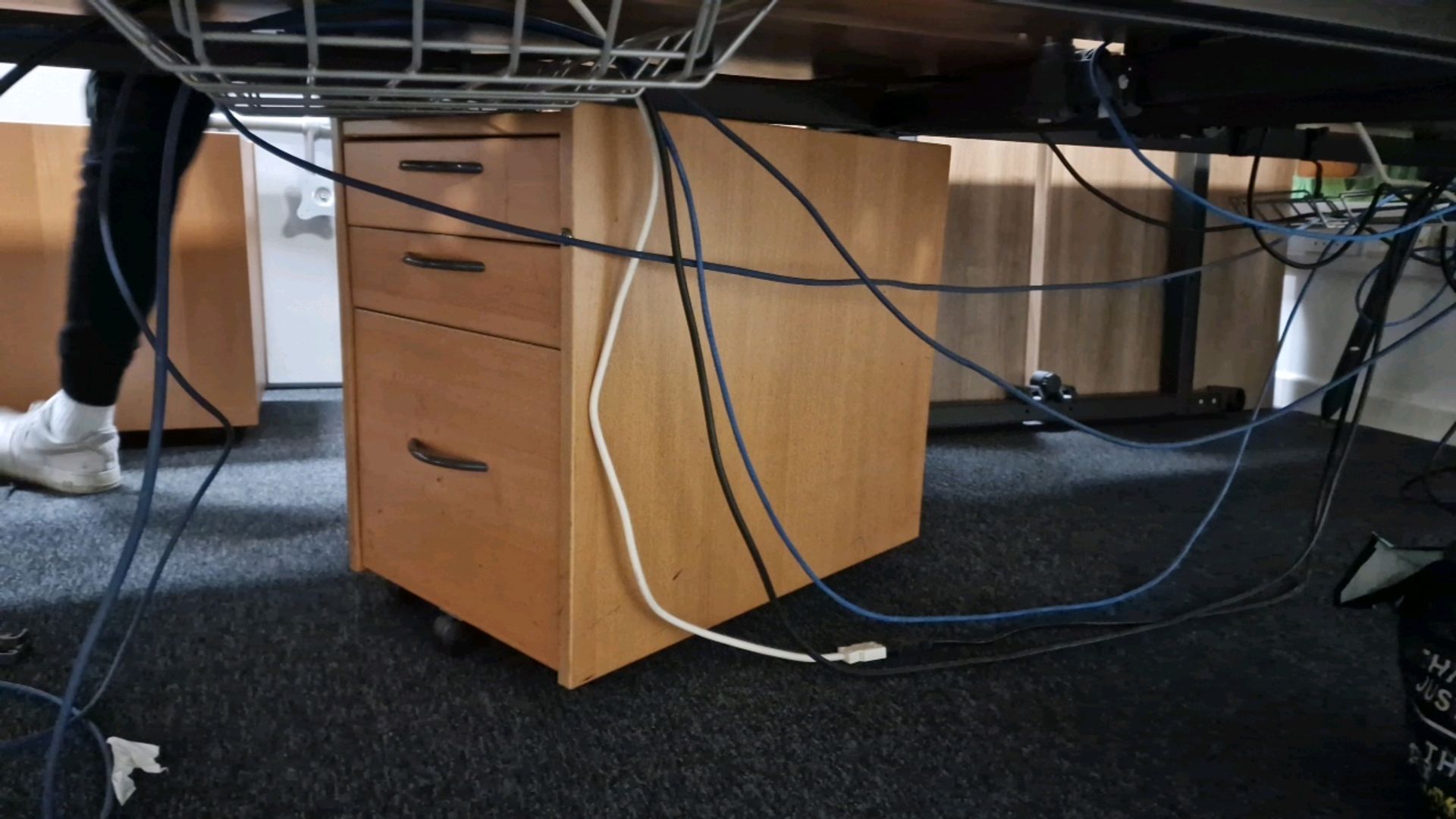 ref 186 - Wooden Under Desk Drawers x6 - Image 3 of 3
