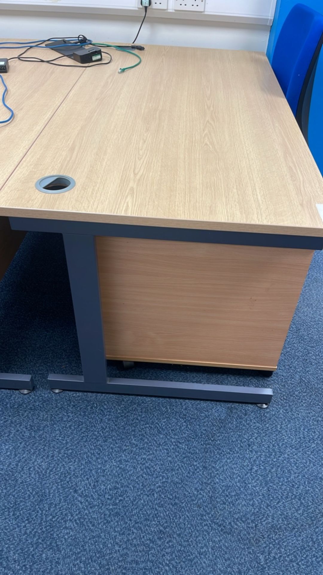 ref 85 - Pair Of Office Desks, Chairs - Image 4 of 7