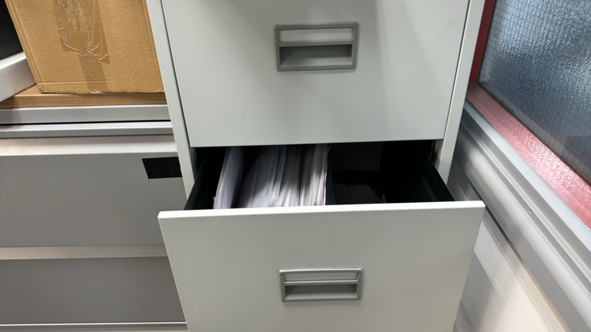 ref 417 - Metal Filing Cabinet - Image 4 of 5