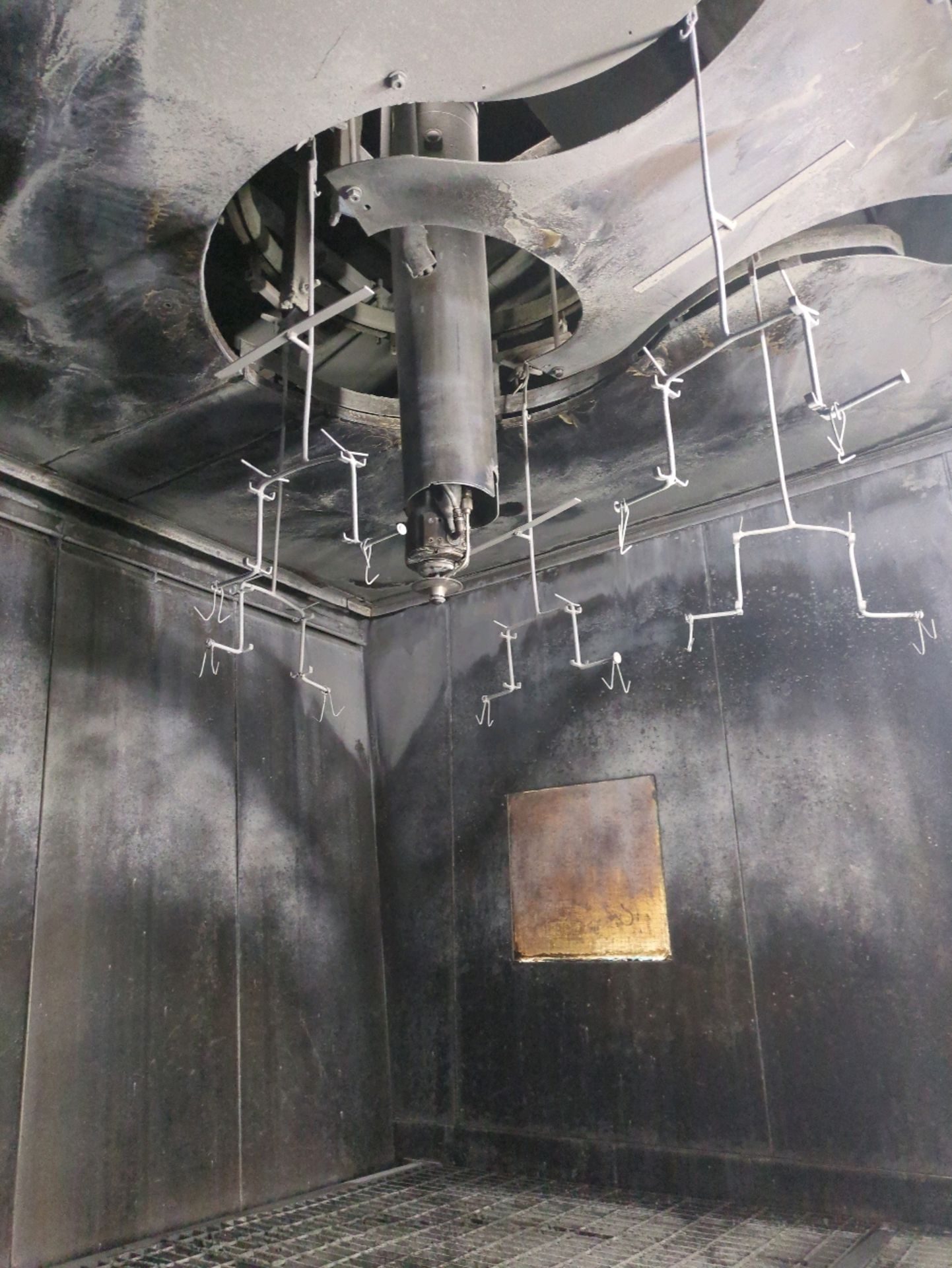 Devilbliss Ransburg Enamel Pump Spray Booth - Image 14 of 19