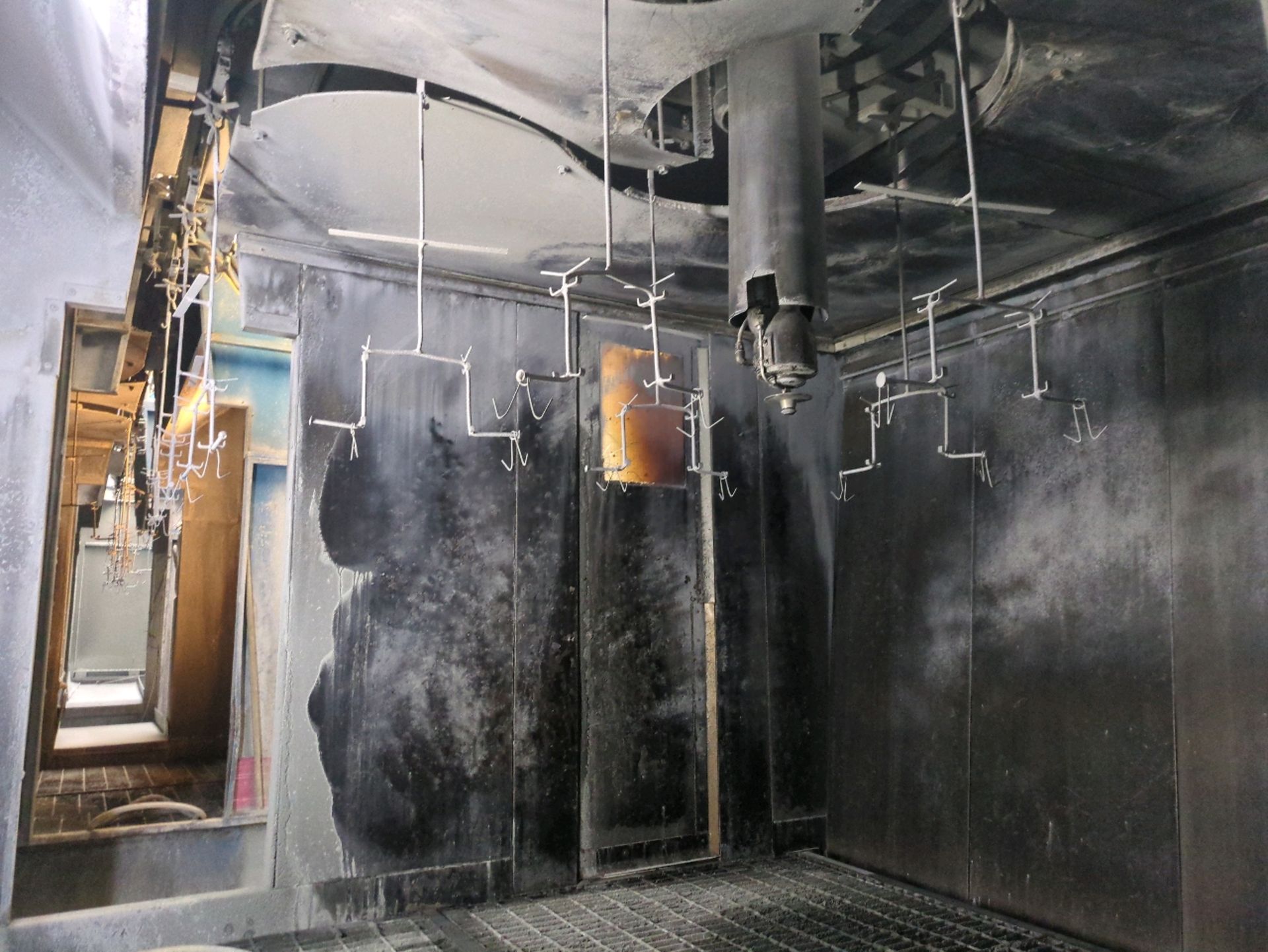 Devilbliss Ransburg Enamel Pump Spray Booth - Image 5 of 19