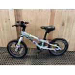 Age 3 to 4 years Frog 40 Bike