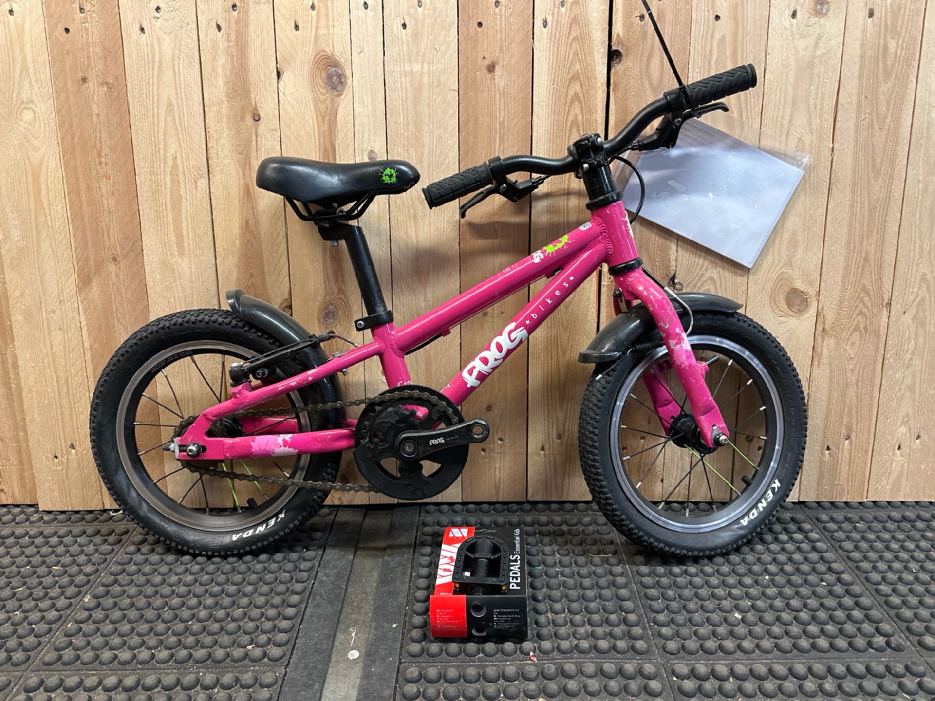 Age 3 to 4 years Frog 40 Bike