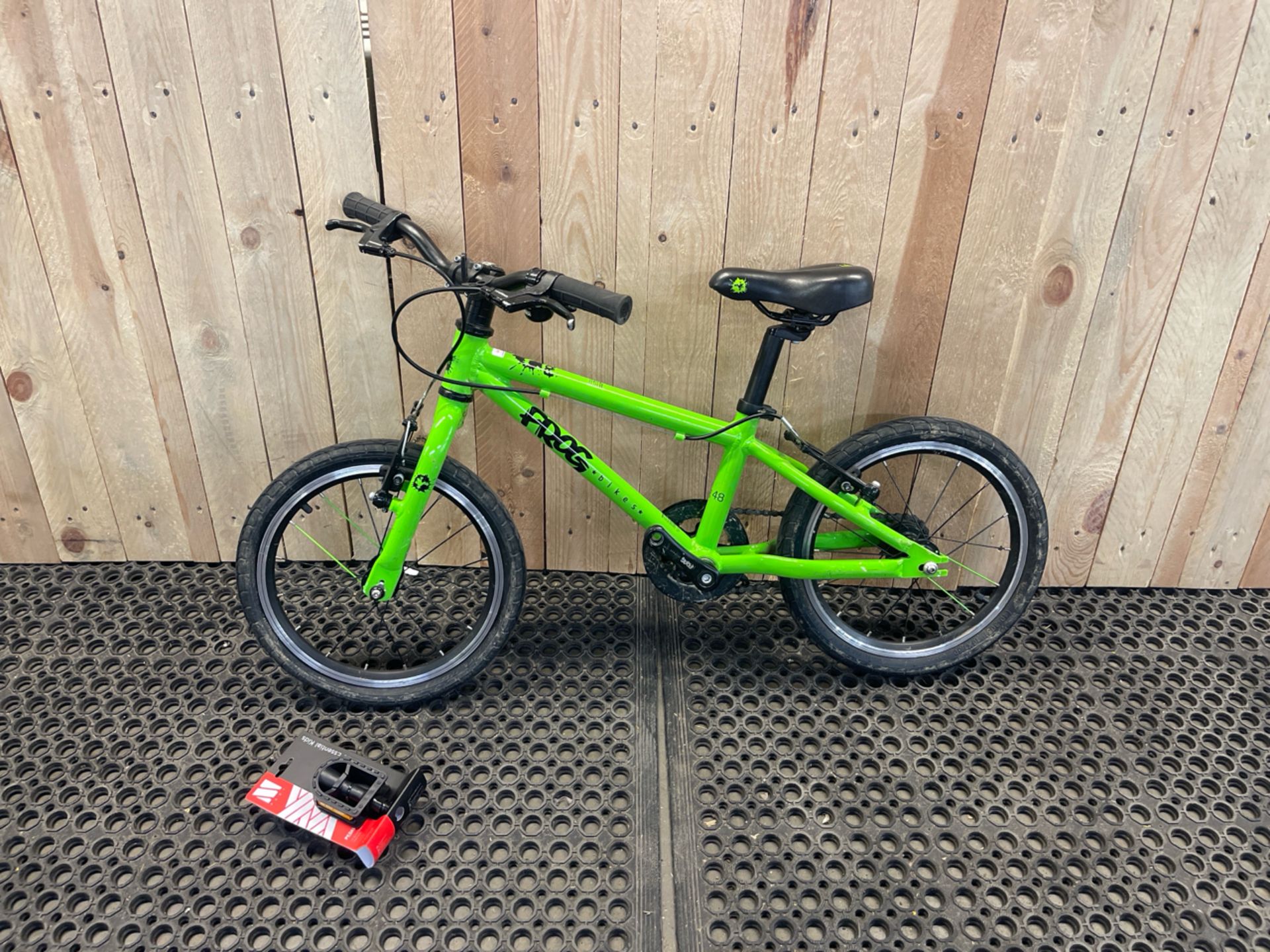 Age 4 to 6 years Frog 48 Bike