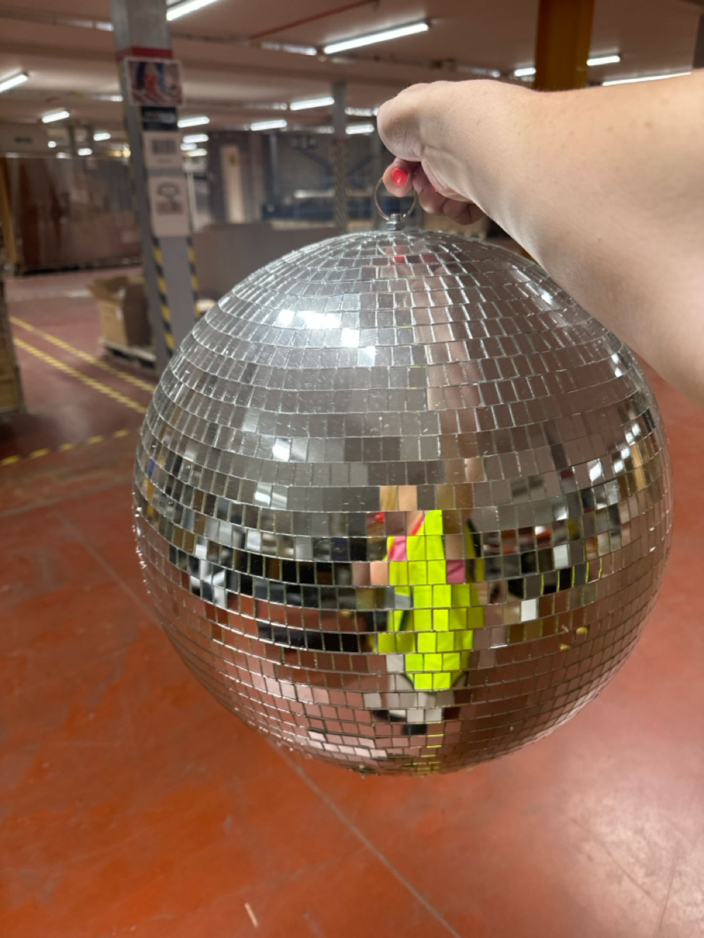 40cm Whole Mirror Ball - Image 3 of 3