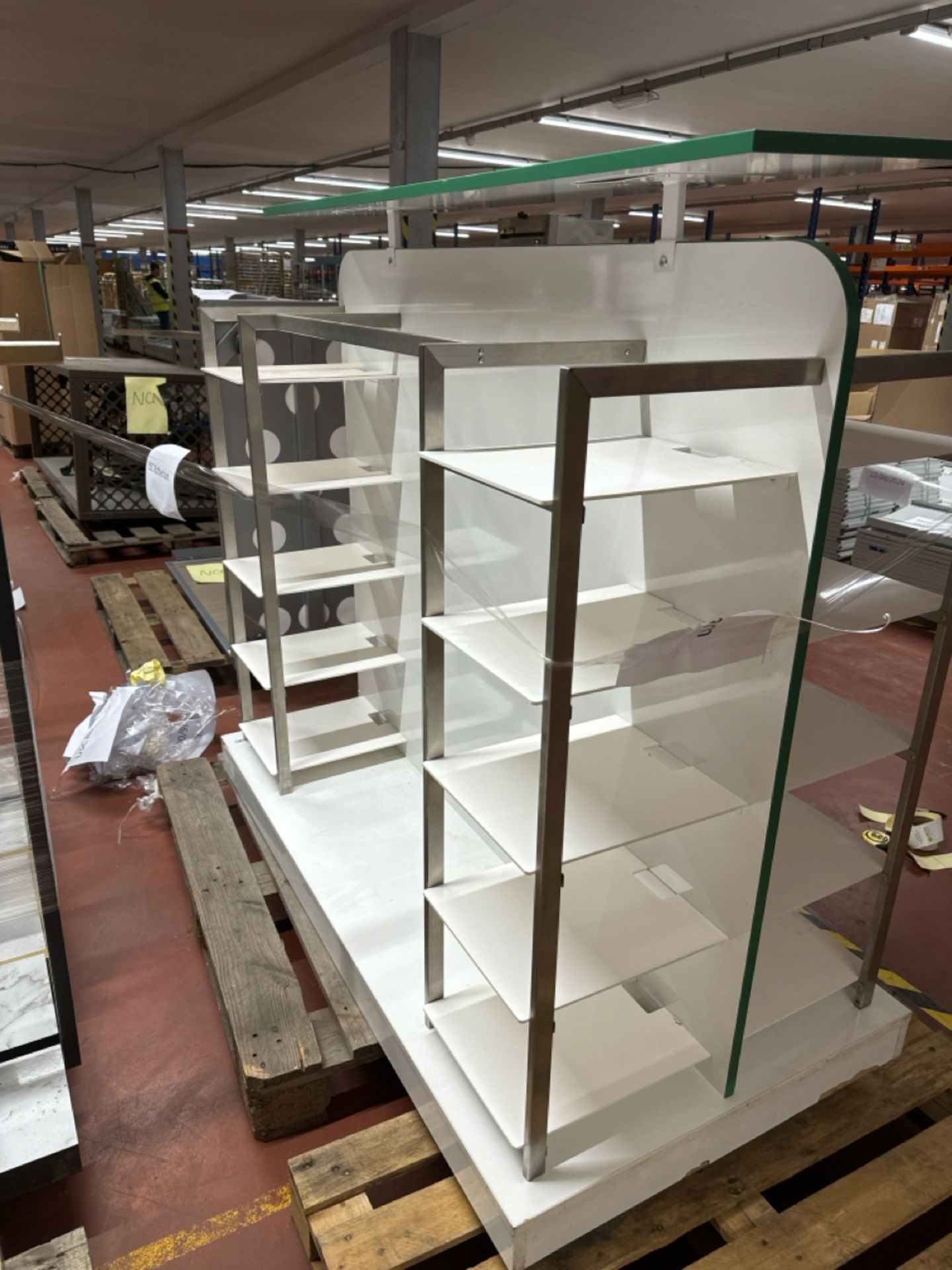 Double Sided Display Unit - Image 4 of 6
