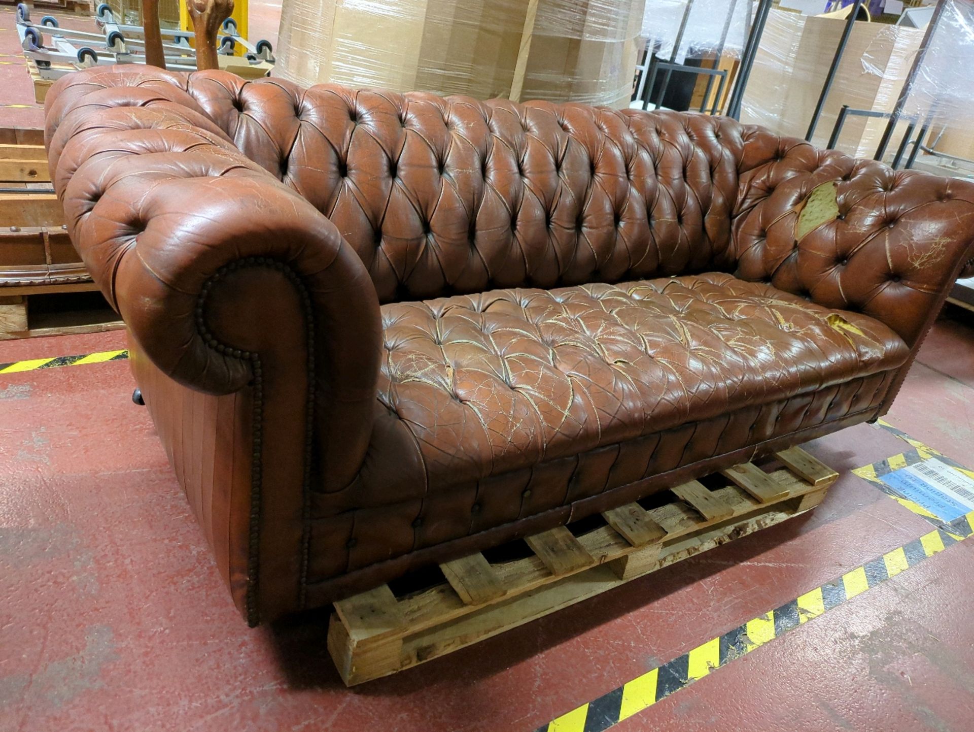 Chesterfield Sofa - Image 5 of 6