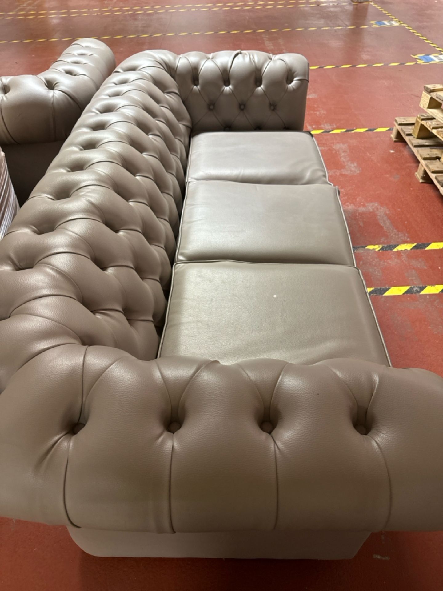 Grey Faux Chesterfield Style Leather Sofa - Image 2 of 6