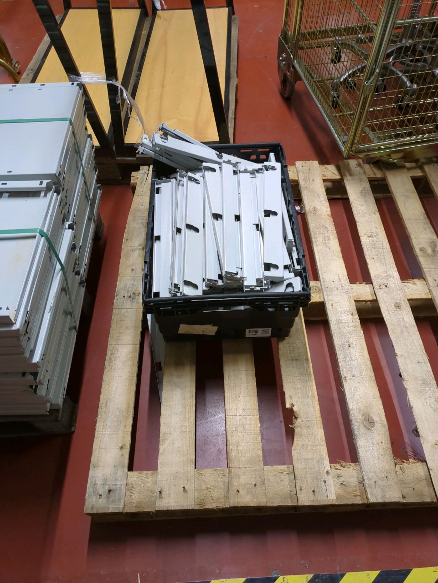 Pallets of mixed Racking - Image 11 of 17