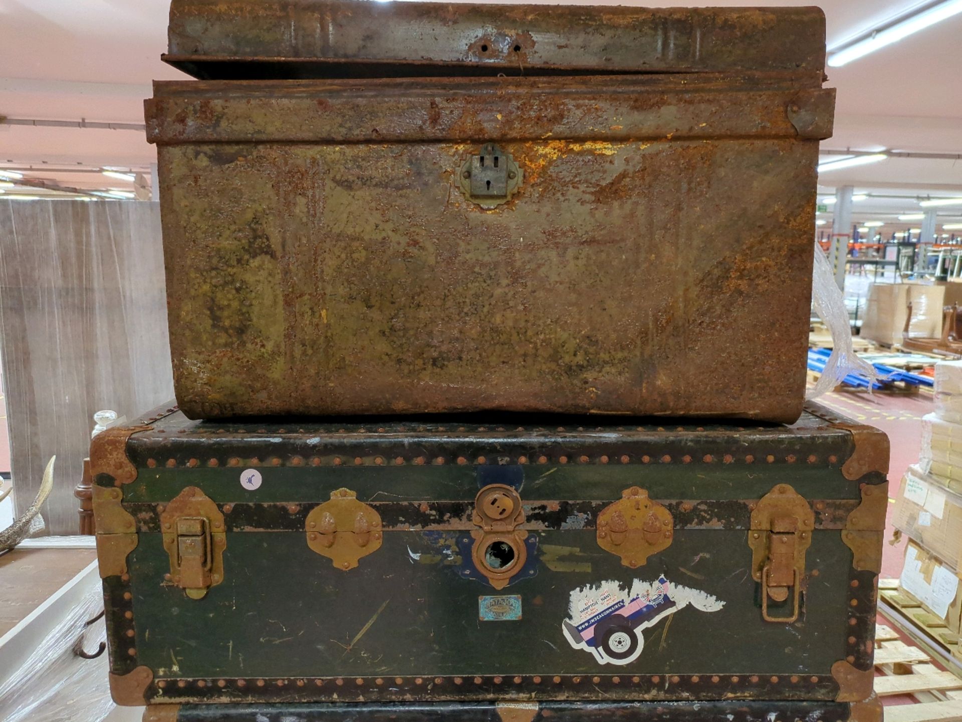 5 Travel Trunks - Image 4 of 5