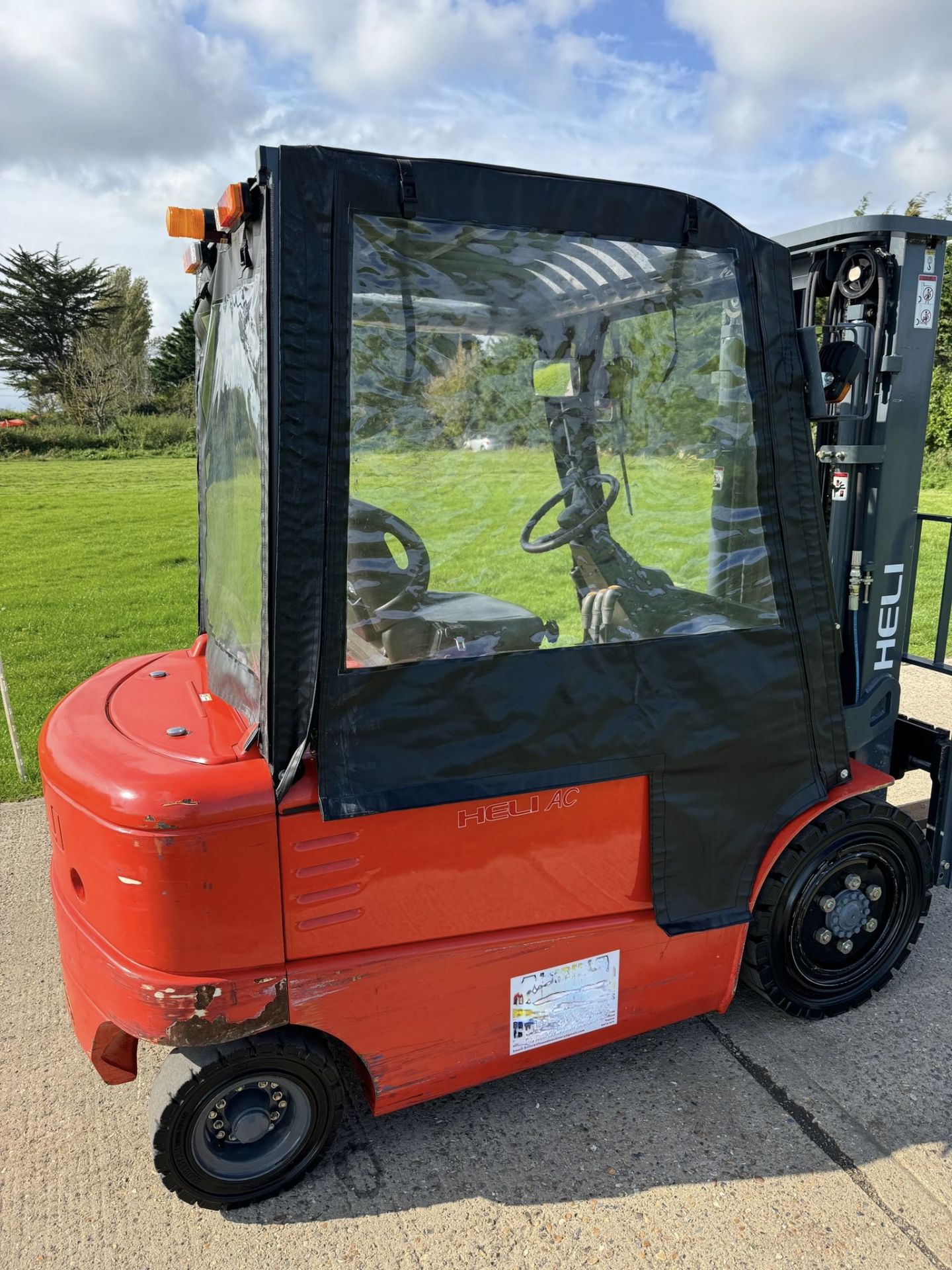 2016, HELI - 3.5 Tonne Electric Forklift Truck (container spec - 3016 hours) - Image 4 of 8