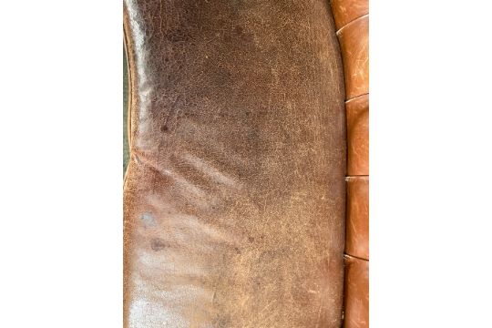 Leather Crescent Sofa From Marcus Wareing Restaurant - Bild 9 aus 10