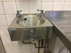 NO Reserve - Sissons Small Sink