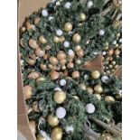 NO RESERVE 6 Illuminated Christmas Garlands