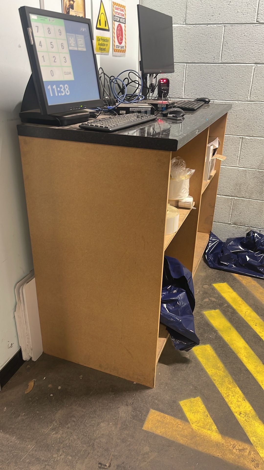 Work Bench - Image 2 of 4