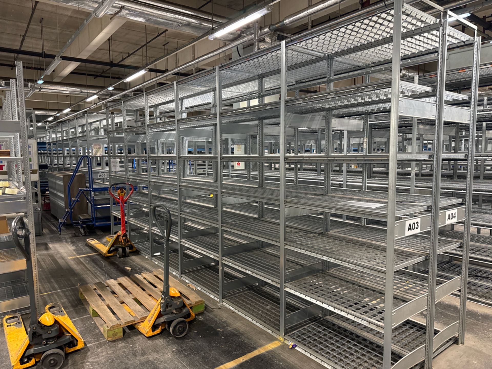 *NO RESERVE* 24 Bays of Back to Back Dexion Metal Shelving